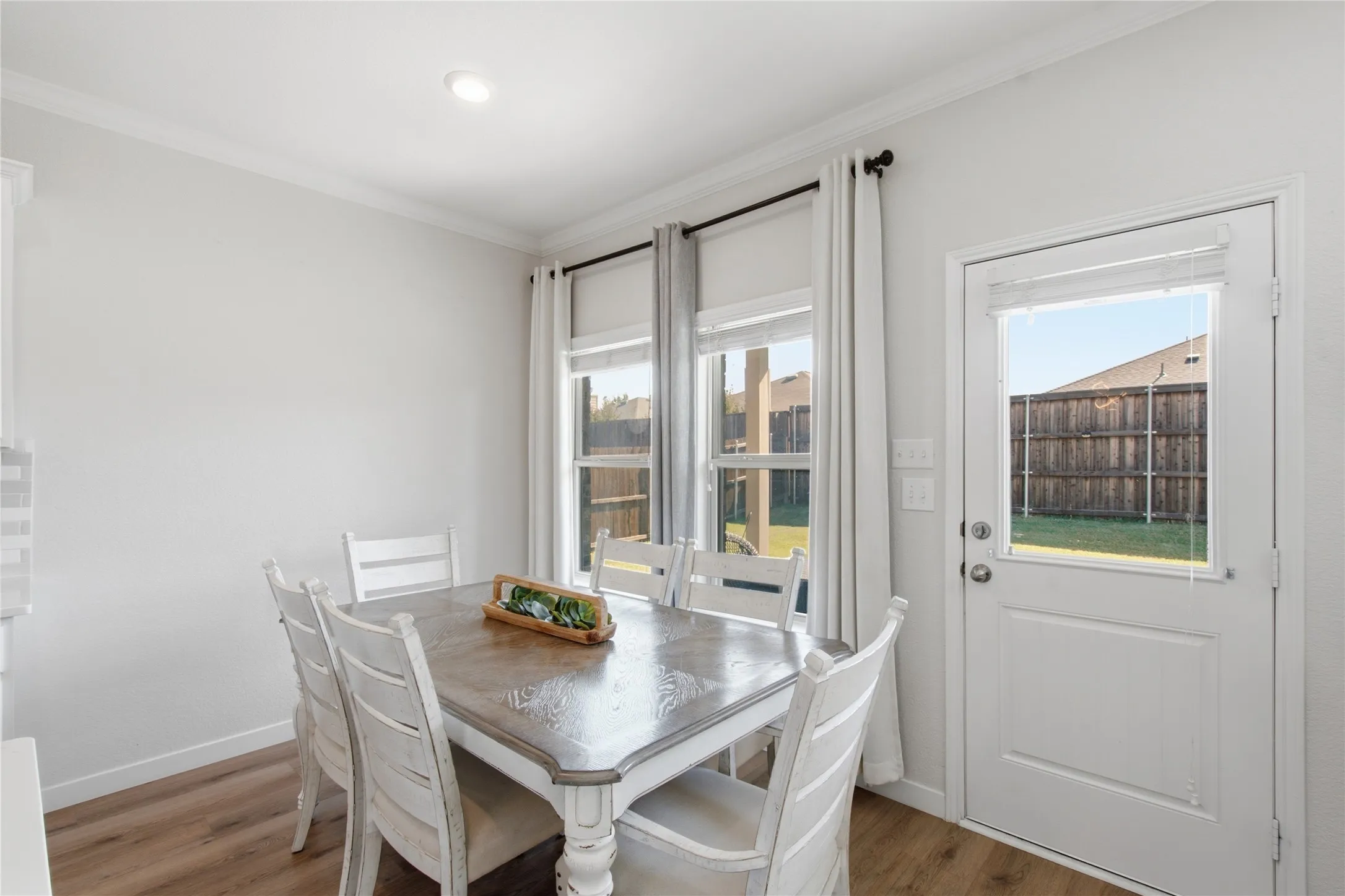 Single Family Residence For Sale in Denton County , 11512 Aquilla Drive, Frisco, Texas 75036, 4 Bedroom, 3 Bathroom, 2 Garage spaces, 2,573 Sqft, built in 2016, mls#21366128, Real Estate Agent in Frisco, Homes For Sale in Denton county, Homes For Sale in Frisco, Realtor in Frisco Texas, Real Estate Brokerage Independent Realty Texas, Luminita Cordes Realtor
