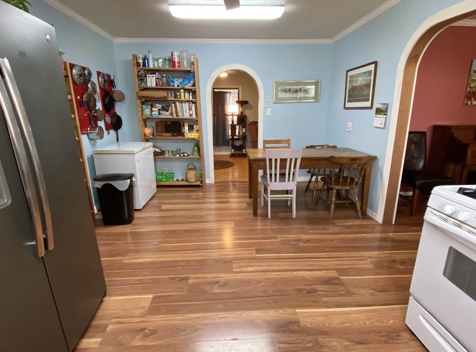 Single Family Residence For Sale in Young County , 106 N Ave. O, Olney, Texas 76374, 3 Bedroom, 2 Bathroom, 1 Garage spaces, 1,550 Sqft, built in 1958, mls#21366616, Real Estate Agent in Olney, Homes For Sale in Young county, Homes For Sale in Olney, Realtor in Olney Texas, Real Estate Brokerage Independent Realty Texas, Luminita Cordes Realtor
