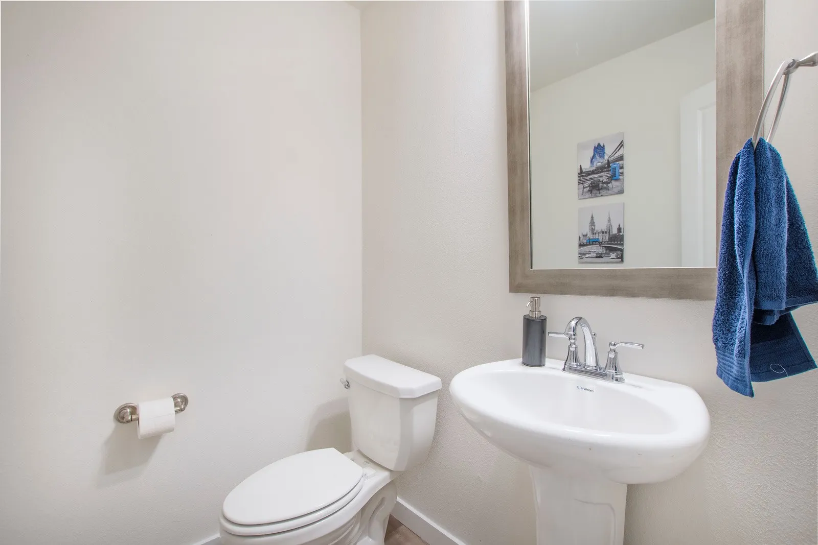 Townhouse For Rent in Tarrant County , 6429 Northern Dancer Drive, North Richland Hills, Texas 76180, 2 Bedroom, 3 Bathroom, 2 Garage spaces, 1,514 Sqft, built in 2021, mls#21366617, Real Estate Agent in North Richland Hills, Homes For Rent in Tarrant county, Homes For Rent in North Richland Hills, Realtor in North Richland Hills Texas, Real Estate Brokerage Independent Realty Texas, Luminita Cordes Realtor