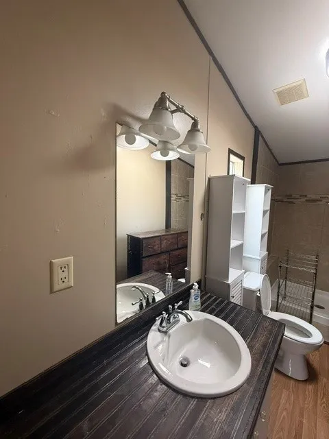 Single Family Residence For Rent in Taylor County , 126 Lonesome Dove, Buffalo Gap, Texas 79508, 3 Bedroom, 2 Bathroom, Garage spaces, 1,456 Sqft, built in 1999, mls#21366619, Real Estate Agent in Buffalo Gap, Homes For Rent in Taylor county, Homes For Rent in Buffalo Gap, Realtor in Buffalo Gap Texas, Real Estate Brokerage Independent Realty Texas, Luminita Cordes Realtor