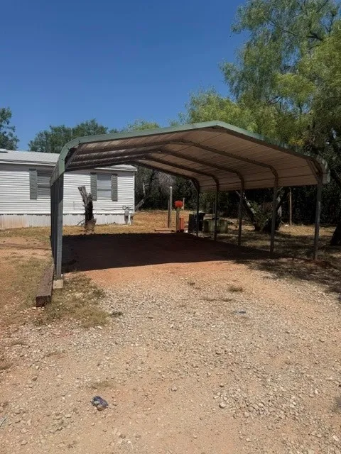 Single Family Residence For Rent in Taylor County , 126 Lonesome Dove, Buffalo Gap, Texas 79508, 3 Bedroom, 2 Bathroom, Garage spaces, 1,456 Sqft, built in 1999, mls#21366619, Real Estate Agent in Buffalo Gap, Homes For Rent in Taylor county, Homes For Rent in Buffalo Gap, Realtor in Buffalo Gap Texas, Real Estate Brokerage Independent Realty Texas, Luminita Cordes Realtor