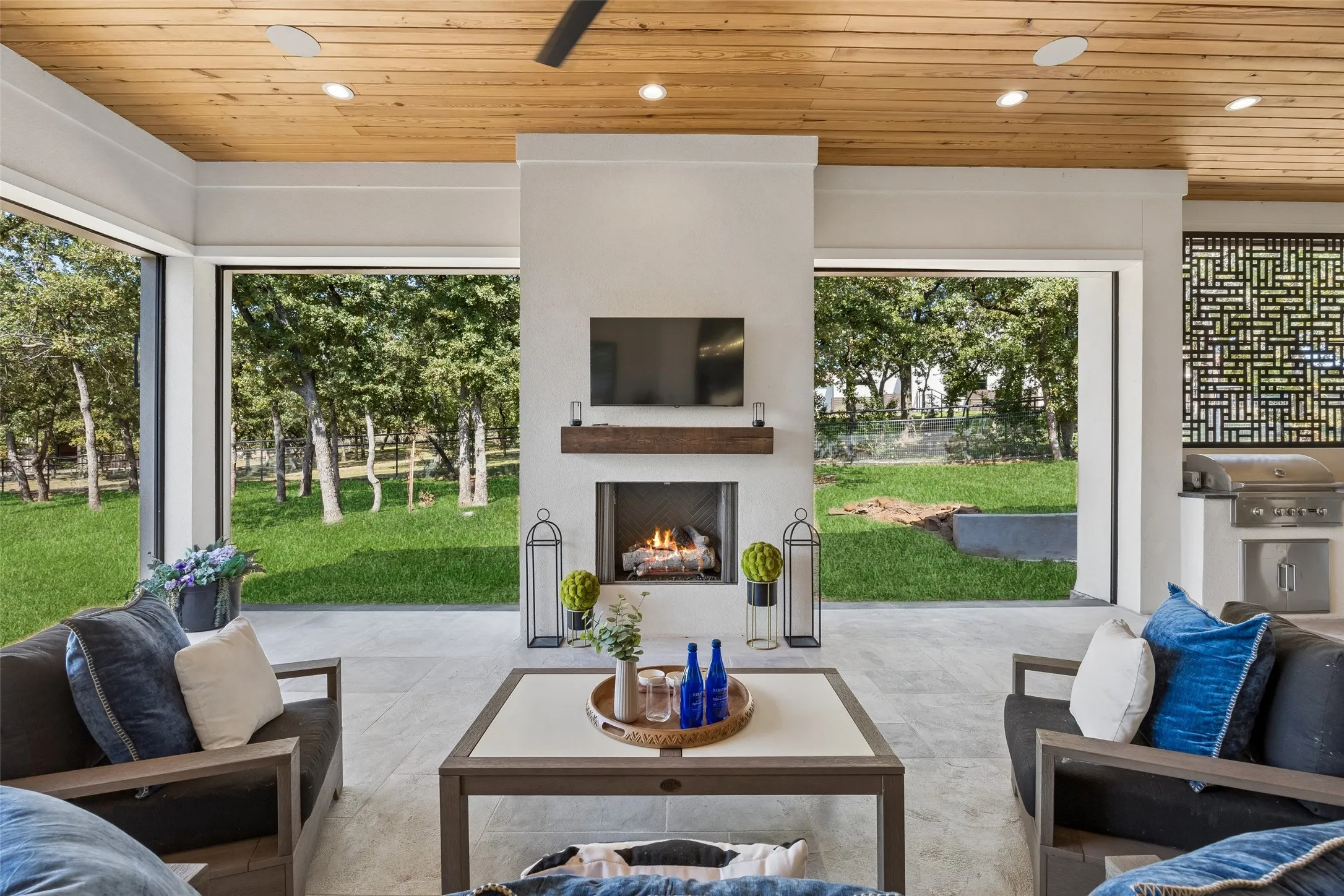 Single Family Residence For Sale in Denton County , 901 Hat Creek Court, Bartonville, Texas 76226, 5 Bedroom, 6 Bathroom, 5 Garage spaces, 6,839 Sqft, built in 2023, mls#21365152, Real Estate Agent in Bartonville, Homes For Sale in Denton county, Homes For Sale in Bartonville, Realtor in Bartonville Texas, Real Estate Brokerage Independent Realty Texas, Luminita Cordes Realtor