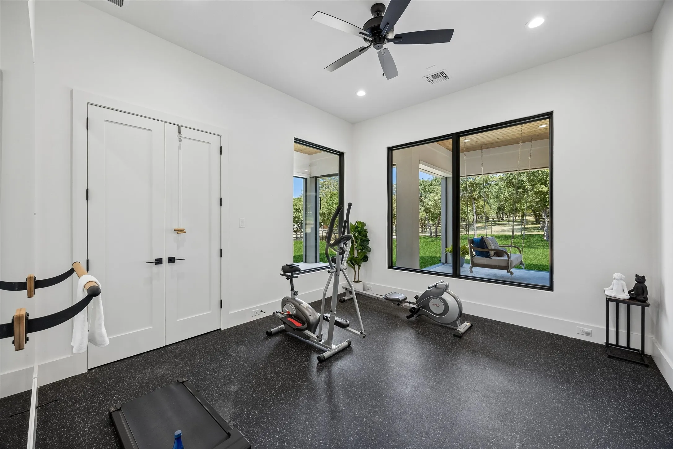 Single Family Residence For Sale in Denton County , 901 Hat Creek Court, Bartonville, Texas 76226, 5 Bedroom, 6 Bathroom, 5 Garage spaces, 6,839 Sqft, built in 2023, mls#21365152, Real Estate Agent in Bartonville, Homes For Sale in Denton county, Homes For Sale in Bartonville, Realtor in Bartonville Texas, Real Estate Brokerage Independent Realty Texas, Luminita Cordes Realtor