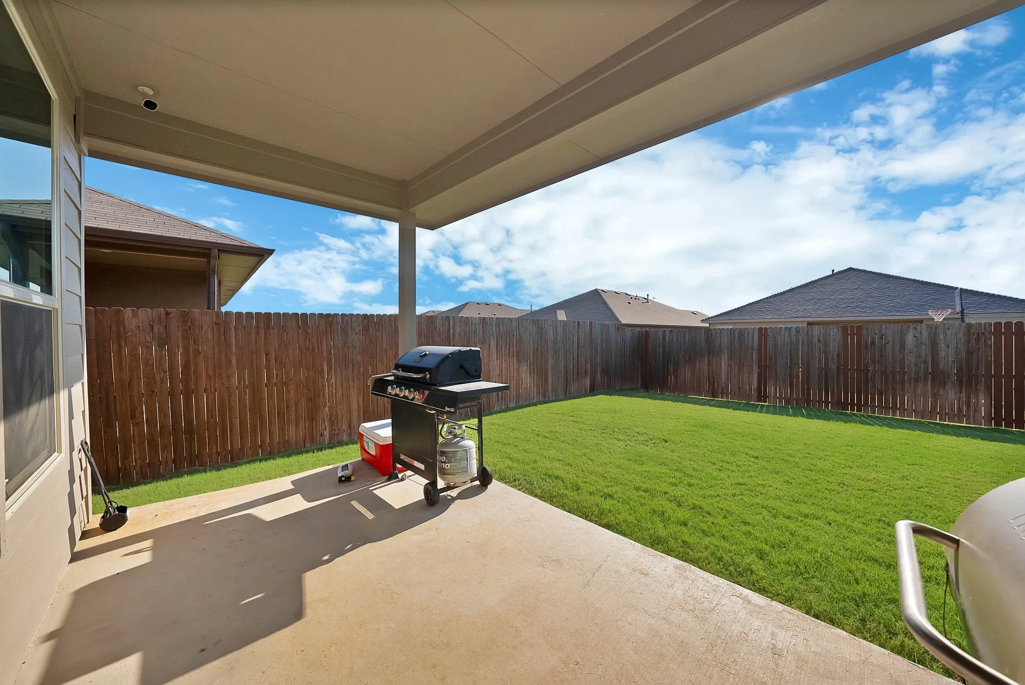 Single Family Residence For Sale in Tarrant County , 8328 Wildwest Drive, Fort Worth, Texas 76131, 4 Bedroom, 2 Bathroom, 2 Garage spaces, 1,691 Sqft, built in 2022, mls#21365910, Real Estate Agent in Fort Worth, Homes For Sale in Tarrant county, Homes For Sale in Fort Worth, Realtor in Fort Worth Texas, Real Estate Brokerage Independent Realty Texas, Luminita Cordes Realtor