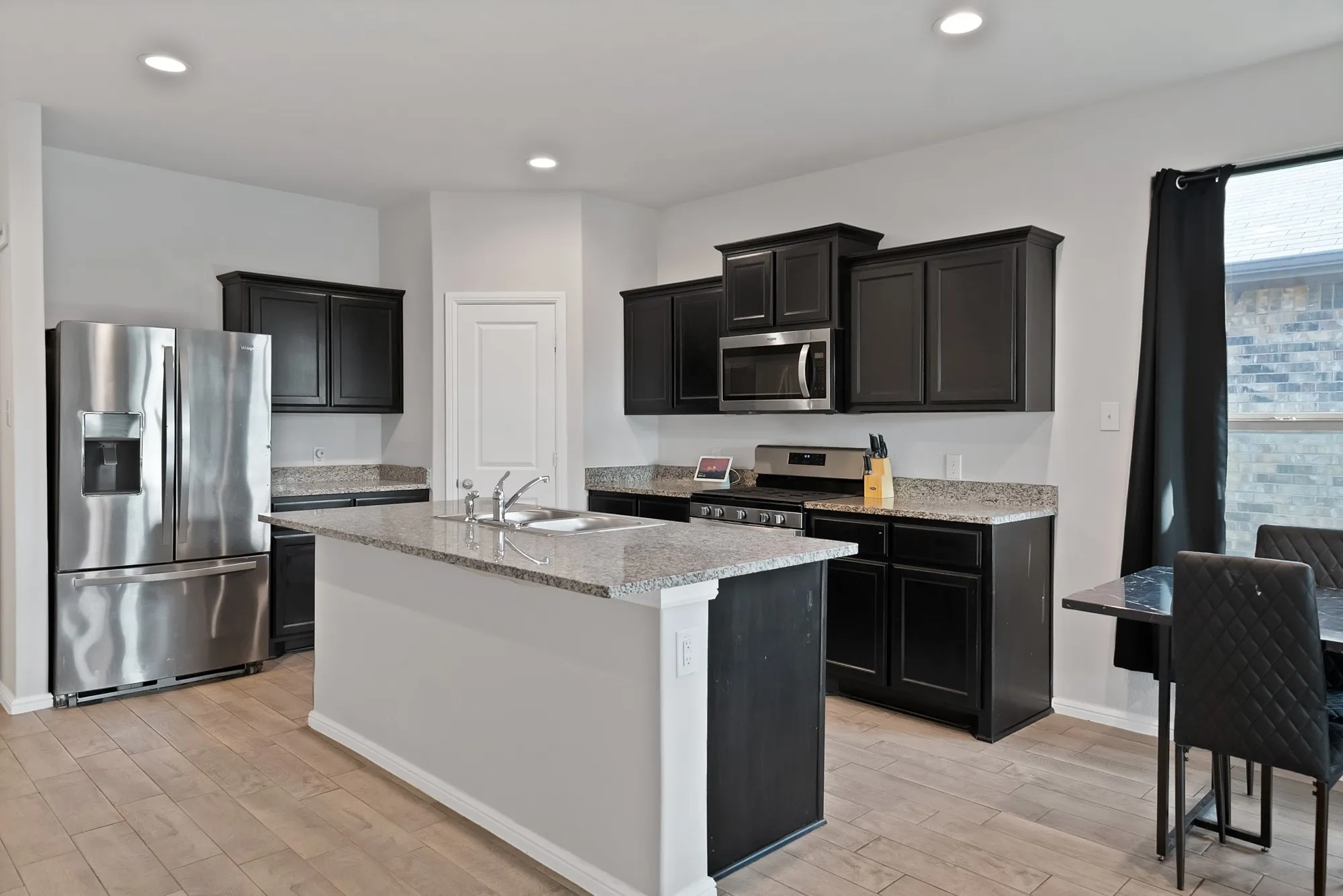 Single Family Residence For Sale in Tarrant County , 8328 Wildwest Drive, Fort Worth, Texas 76131, 4 Bedroom, 2 Bathroom, 2 Garage spaces, 1,691 Sqft, built in 2022, mls#21365910, Real Estate Agent in Fort Worth, Homes For Sale in Tarrant county, Homes For Sale in Fort Worth, Realtor in Fort Worth Texas, Real Estate Brokerage Independent Realty Texas, Luminita Cordes Realtor