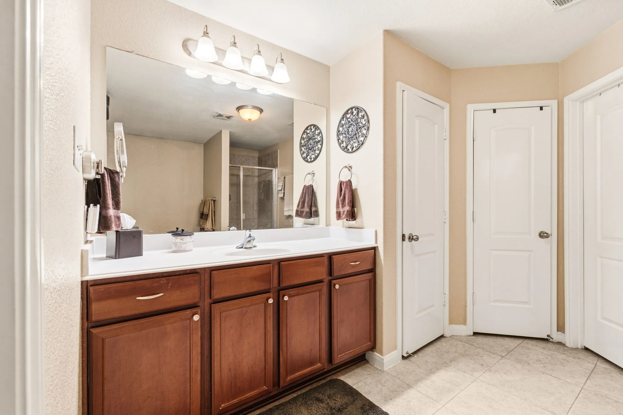 Single Family Residence For Sale in Collin County , 1853 Olive Lane, Anna, Texas 75409, 3 Bedroom, 2 Bathroom, 2 Garage spaces, 1,515 Sqft, built in 2015, mls#21365408, Real Estate Agent in Anna, Homes For Sale in Collin county, Homes For Sale in Anna, Realtor in Anna Texas, Real Estate Brokerage Independent Realty Texas, Luminita Cordes Realtor