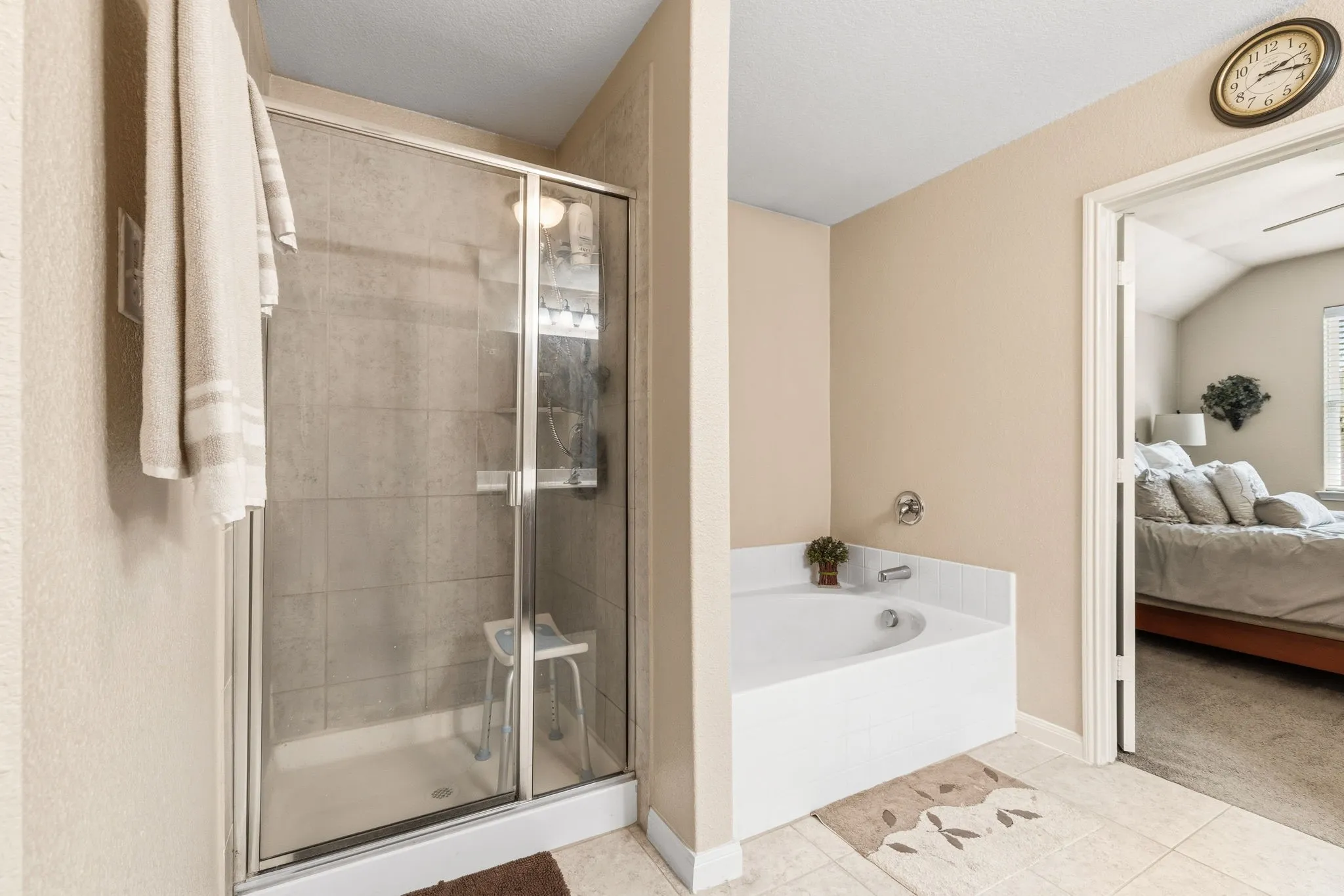 Single Family Residence For Sale in Collin County , 1853 Olive Lane, Anna, Texas 75409, 3 Bedroom, 2 Bathroom, 2 Garage spaces, 1,515 Sqft, built in 2015, mls#21365408, Real Estate Agent in Anna, Homes For Sale in Collin county, Homes For Sale in Anna, Realtor in Anna Texas, Real Estate Brokerage Independent Realty Texas, Luminita Cordes Realtor