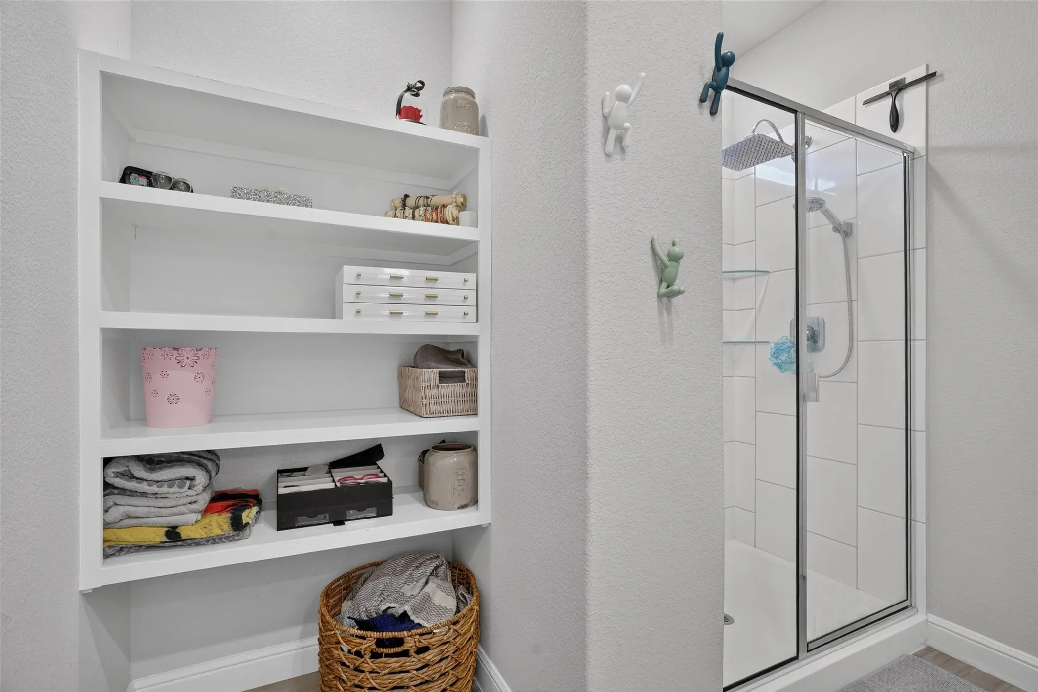 Built-in shelving unit with multiple display shelves