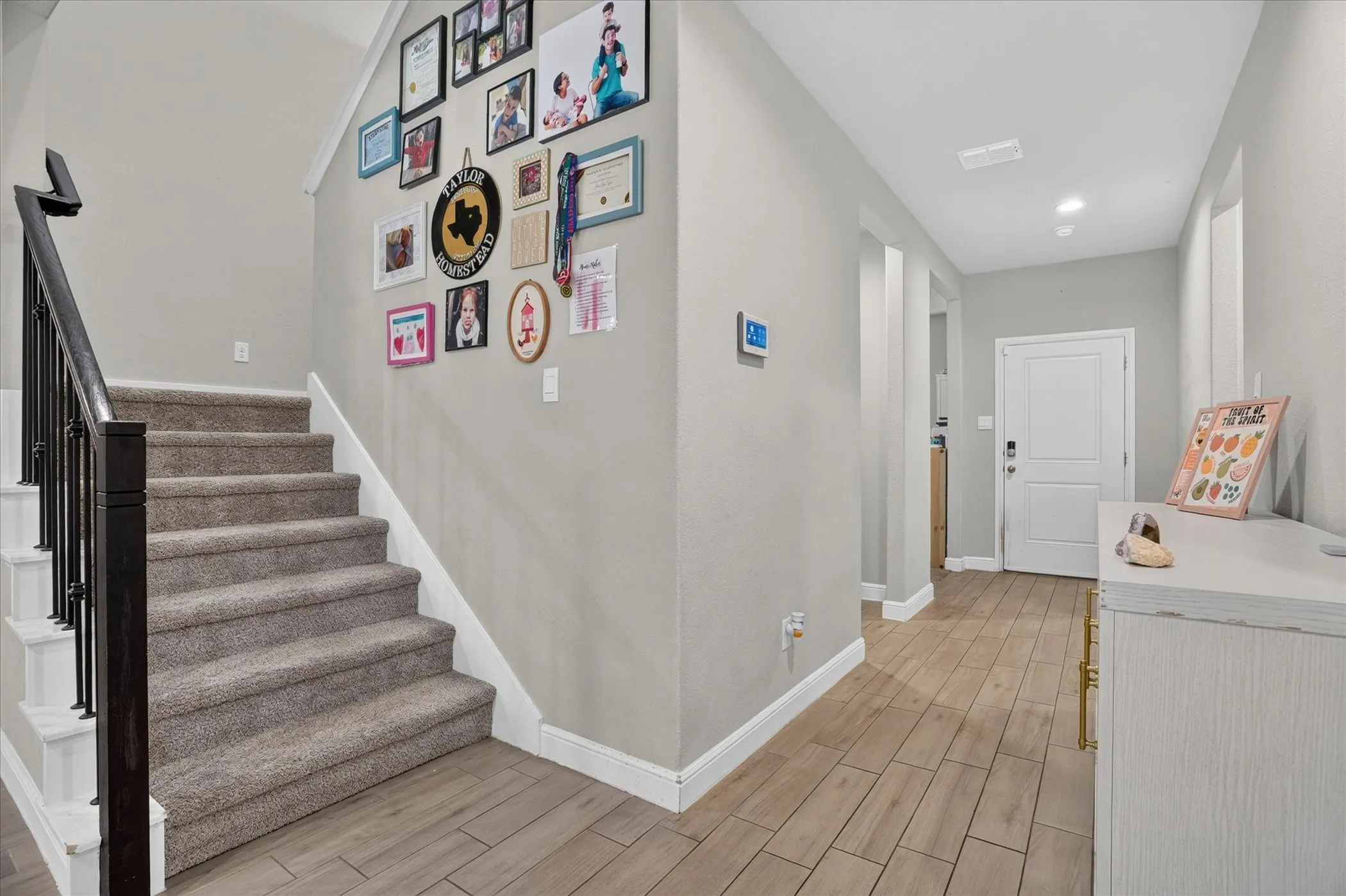 Single Family Residence For Sale in Johnson County , 1425 Bennett Drive, Burleson, Texas 76028, 4 Bedroom, 3 Bathroom, 2 Garage spaces, 2,706 Sqft, built in 2024, mls#21364015, Real Estate Agent in Burleson, Homes For Sale in Johnson county, Homes For Sale in Burleson, Realtor in Burleson Texas, Real Estate Brokerage Independent Realty Texas, Luminita Cordes Realtor