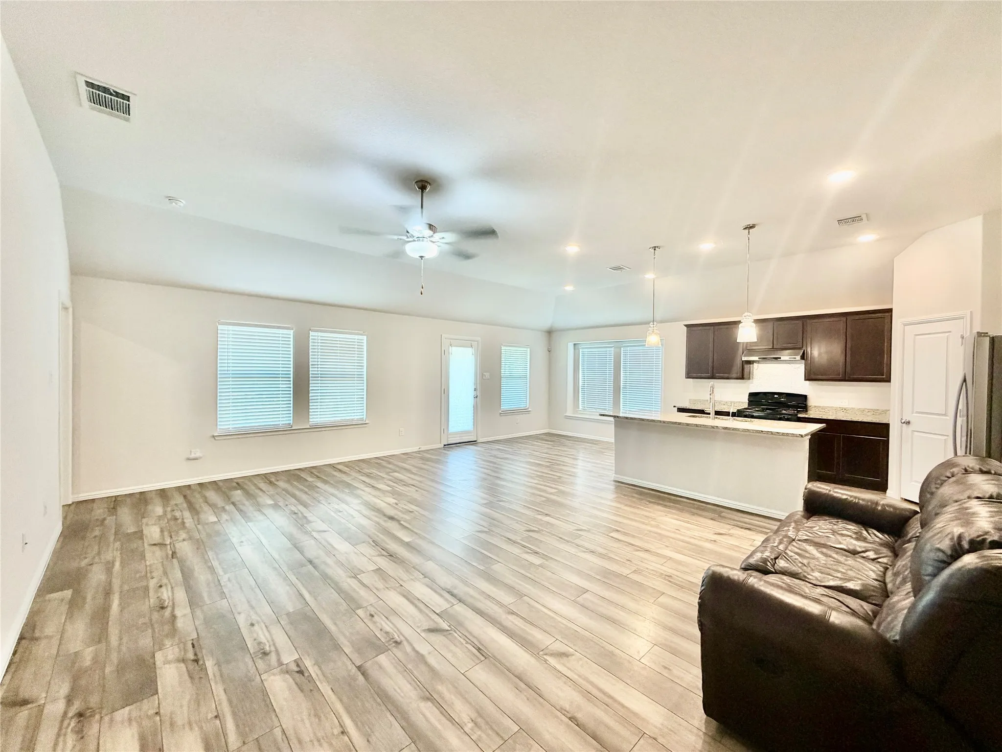 Single Family Residence For Rent in Collin County , 2704 Rambling Road, Celina, Texas 75009, 4 Bedroom, 3 Bathroom, 2 Garage spaces, 2,236 Sqft, built in 2023, mls#21362092, Real Estate Agent in Celina, Homes For Rent in Collin county, Homes For Rent in Celina, Realtor in Celina Texas, Real Estate Brokerage Independent Realty Texas, Luminita Cordes Realtor
