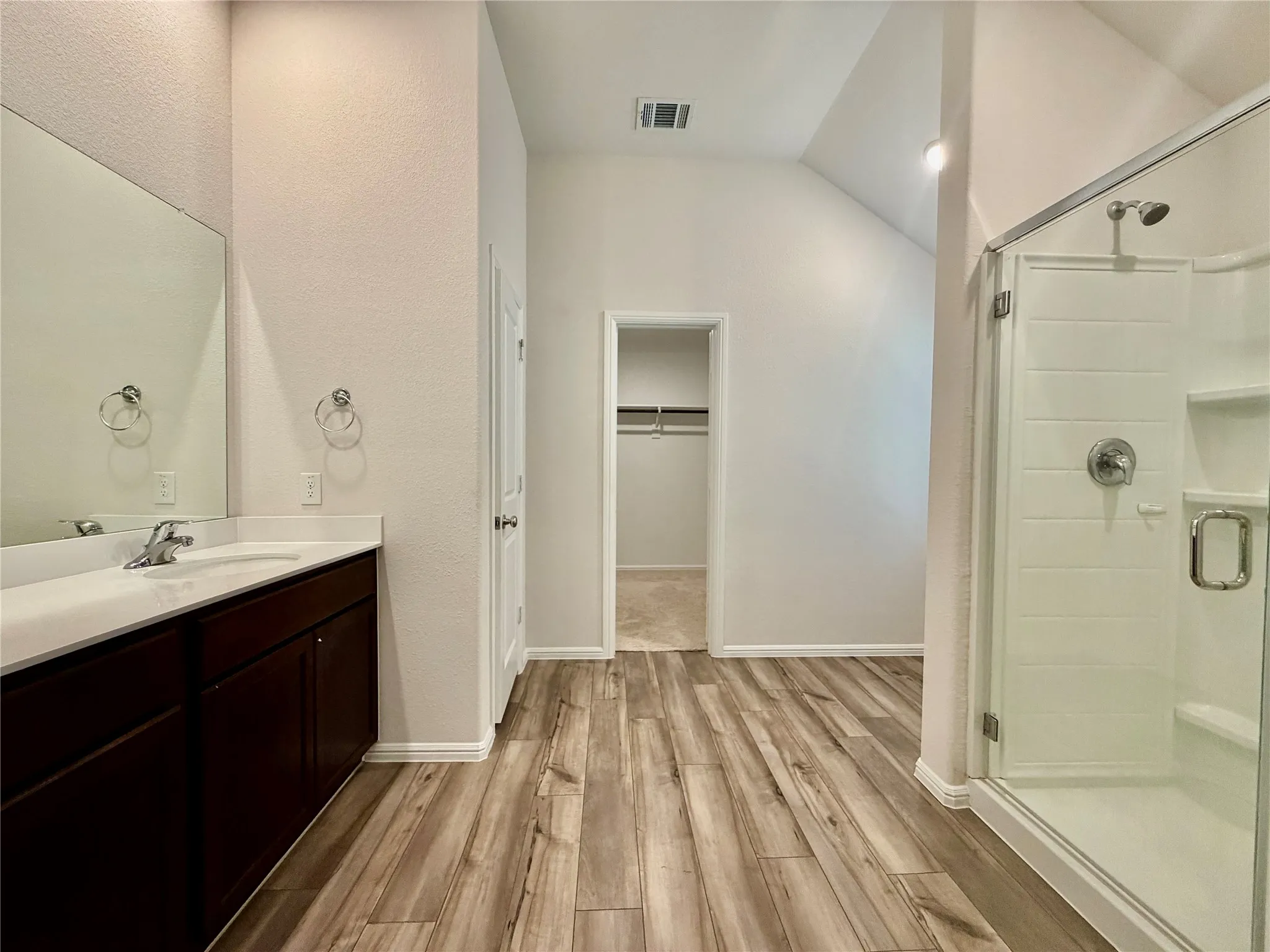 Single Family Residence For Rent in Collin County , 2704 Rambling Road, Celina, Texas 75009, 4 Bedroom, 3 Bathroom, 2 Garage spaces, 2,236 Sqft, built in 2023, mls#21362092, Real Estate Agent in Celina, Homes For Rent in Collin county, Homes For Rent in Celina, Realtor in Celina Texas, Real Estate Brokerage Independent Realty Texas, Luminita Cordes Realtor