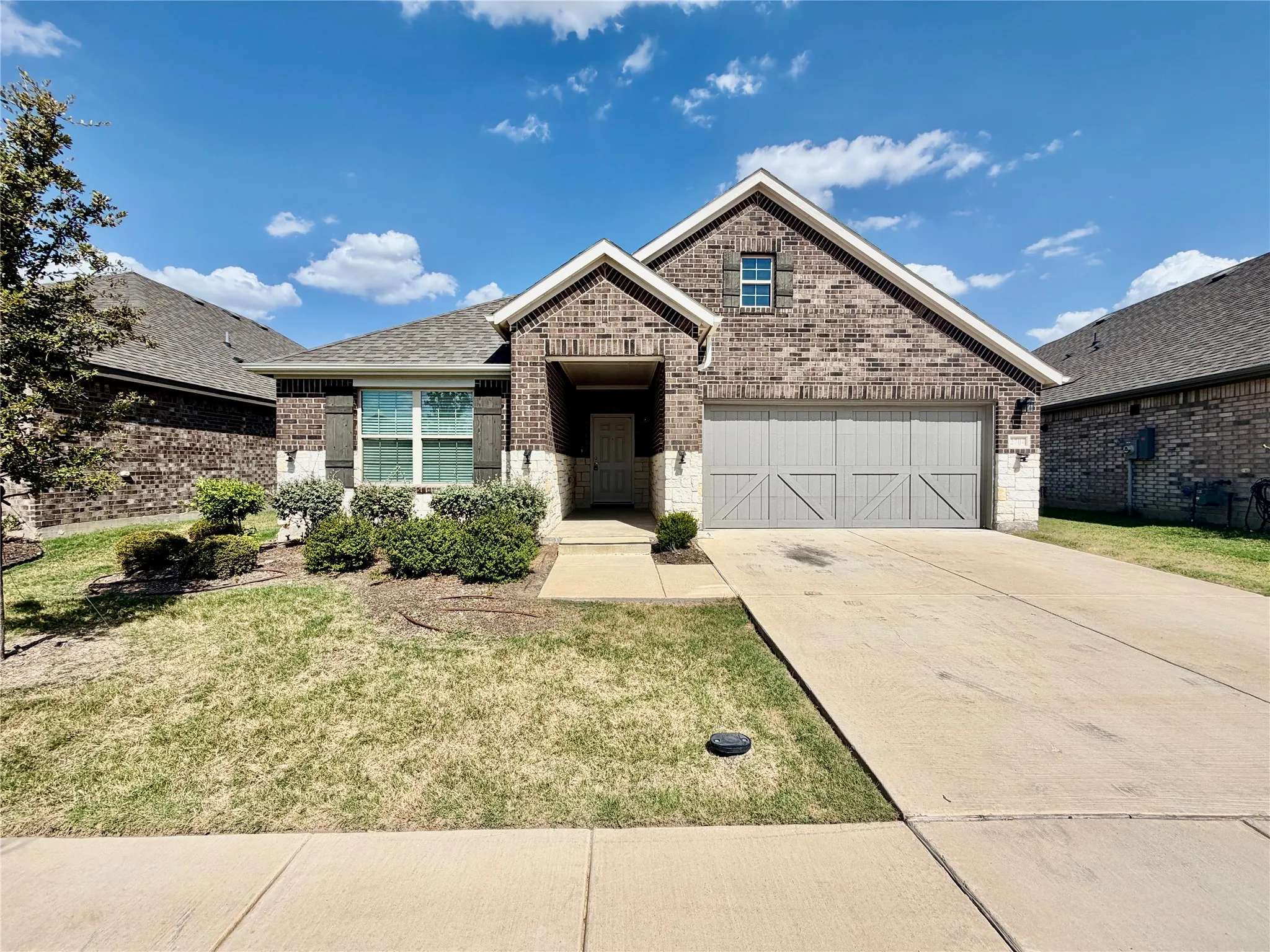 Single Family Residence For Rent in Collin County , 2704 Rambling Road, Celina, Texas 75009, 4 Bedroom, 3 Bathroom, 2 Garage spaces, 2,236 Sqft, built in 2023, mls#21362092, Real Estate Agent in Celina, Homes For Rent in Collin county, Homes For Rent in Celina, Realtor in Celina Texas, Real Estate Brokerage Independent Realty Texas, Luminita Cordes Realtor