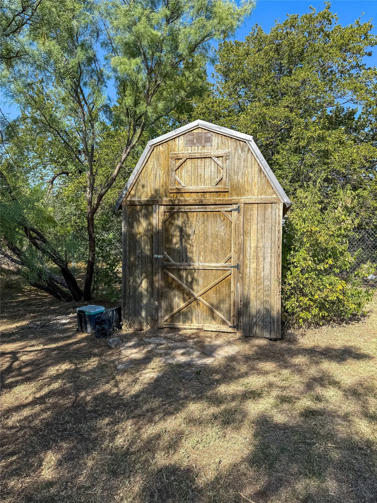 Mobile Home For Sale in Haskell County , 105 N Avenue L, Haskell, Texas 79521, 3 Bedroom, 2 Bathroom, Garage spaces, 1,248 Sqft, built in 2010, Price $69,500, mls#21363361, Real Estate Agent in Haskell, Homes For Sale in Haskell county, Homes For Sale in Haskell, Realtor in Haskell Texas, Real Estate Brokerage Independent Realty Texas, Luminita Cordes Realtor