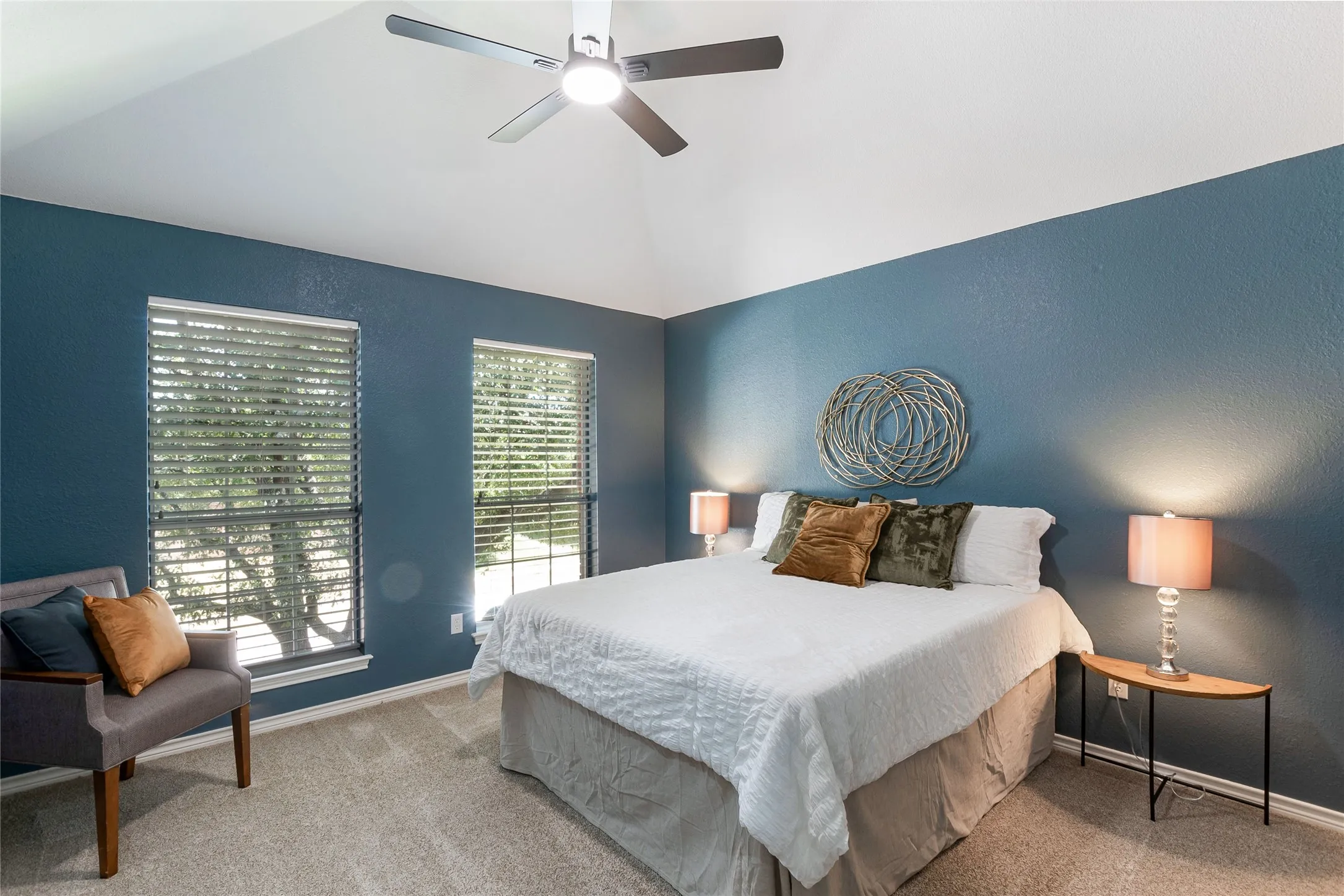 Single Family Residence For Sale in Collin County , 10231 Castle Drive, Frisco, Texas 75035, 4 Bedroom, 3 Bathroom, 2 Garage spaces, 2,278 Sqft, built in 1992, mls#21366557, Real Estate Agent in Frisco, Homes For Sale in Collin county, Homes For Sale in Frisco, Realtor in Frisco Texas, Real Estate Brokerage Independent Realty Texas, Luminita Cordes Realtor