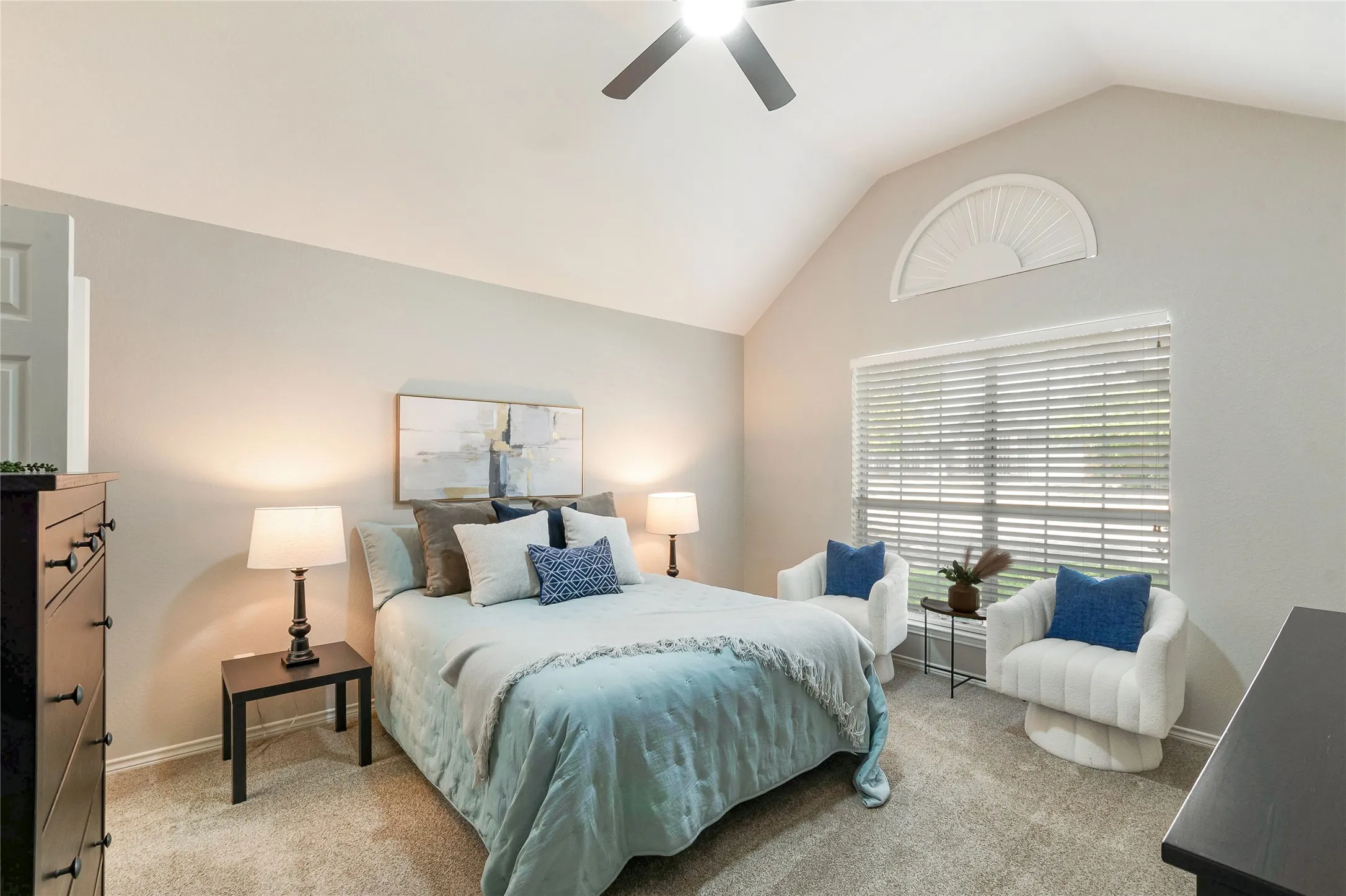 Single Family Residence For Sale in Collin County , 10231 Castle Drive, Frisco, Texas 75035, 4 Bedroom, 3 Bathroom, 2 Garage spaces, 2,278 Sqft, built in 1992, mls#21366557, Real Estate Agent in Frisco, Homes For Sale in Collin county, Homes For Sale in Frisco, Realtor in Frisco Texas, Real Estate Brokerage Independent Realty Texas, Luminita Cordes Realtor