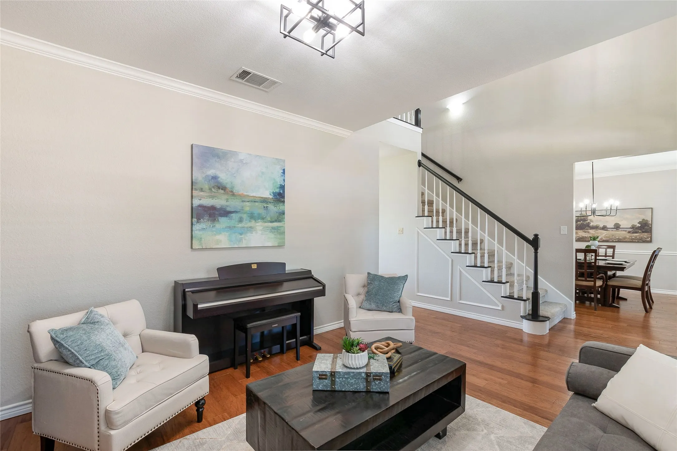 Single Family Residence For Sale in Collin County , 10231 Castle Drive, Frisco, Texas 75035, 4 Bedroom, 3 Bathroom, 2 Garage spaces, 2,278 Sqft, built in 1992, mls#21366557, Real Estate Agent in Frisco, Homes For Sale in Collin county, Homes For Sale in Frisco, Realtor in Frisco Texas, Real Estate Brokerage Independent Realty Texas, Luminita Cordes Realtor