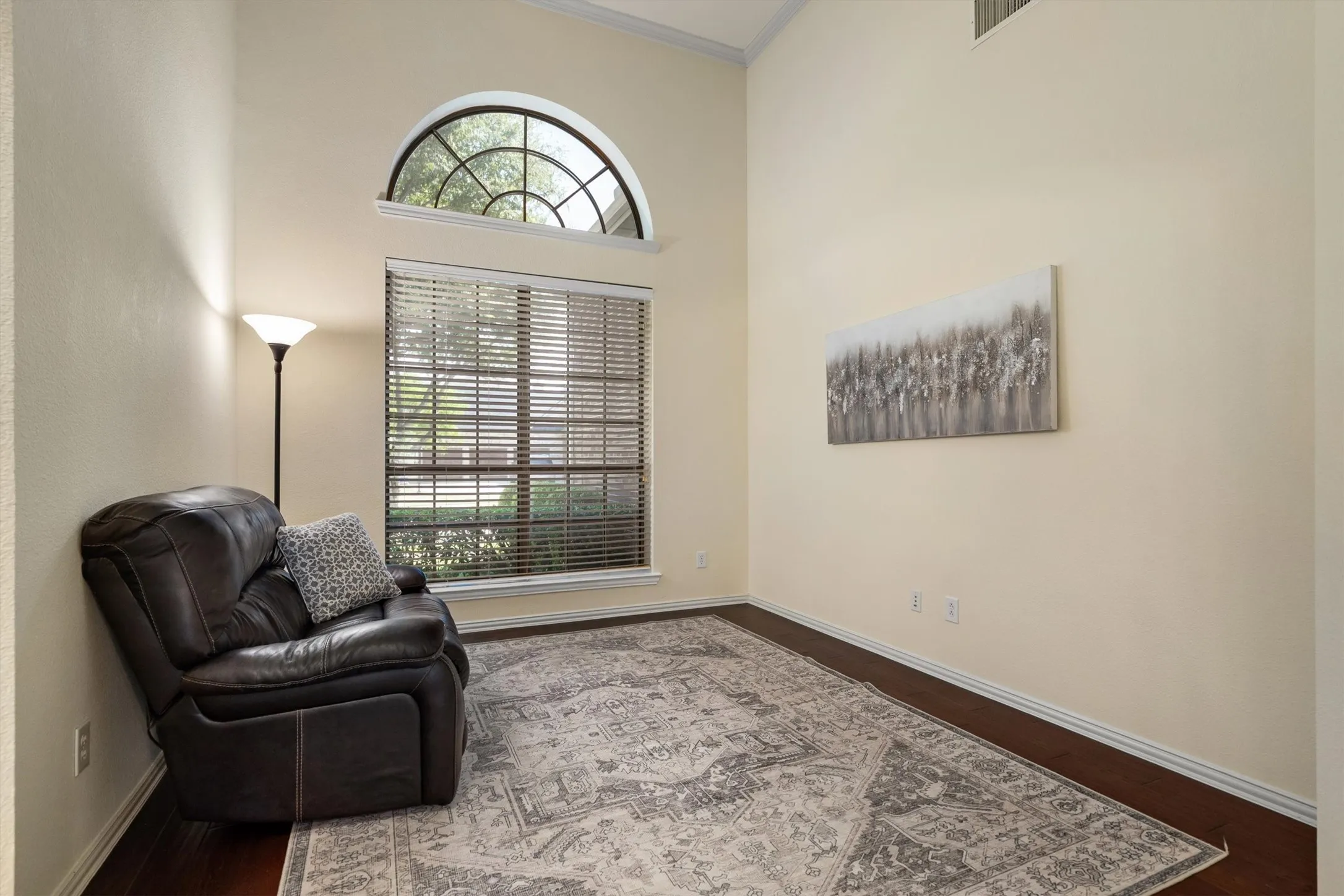 Single Family Residence For Sale in Tarrant County , 4720 Mcbreyer Place, Fort Worth, Texas 76244, 4 Bedroom, 3 Bathroom, 2 Garage spaces, 3,114 Sqft, built in 2007, mls#21362816, Real Estate Agent in Fort Worth, Homes For Sale in Tarrant county, Homes For Sale in Fort Worth, Realtor in Fort Worth Texas, Real Estate Brokerage Independent Realty Texas, Luminita Cordes Realtor
