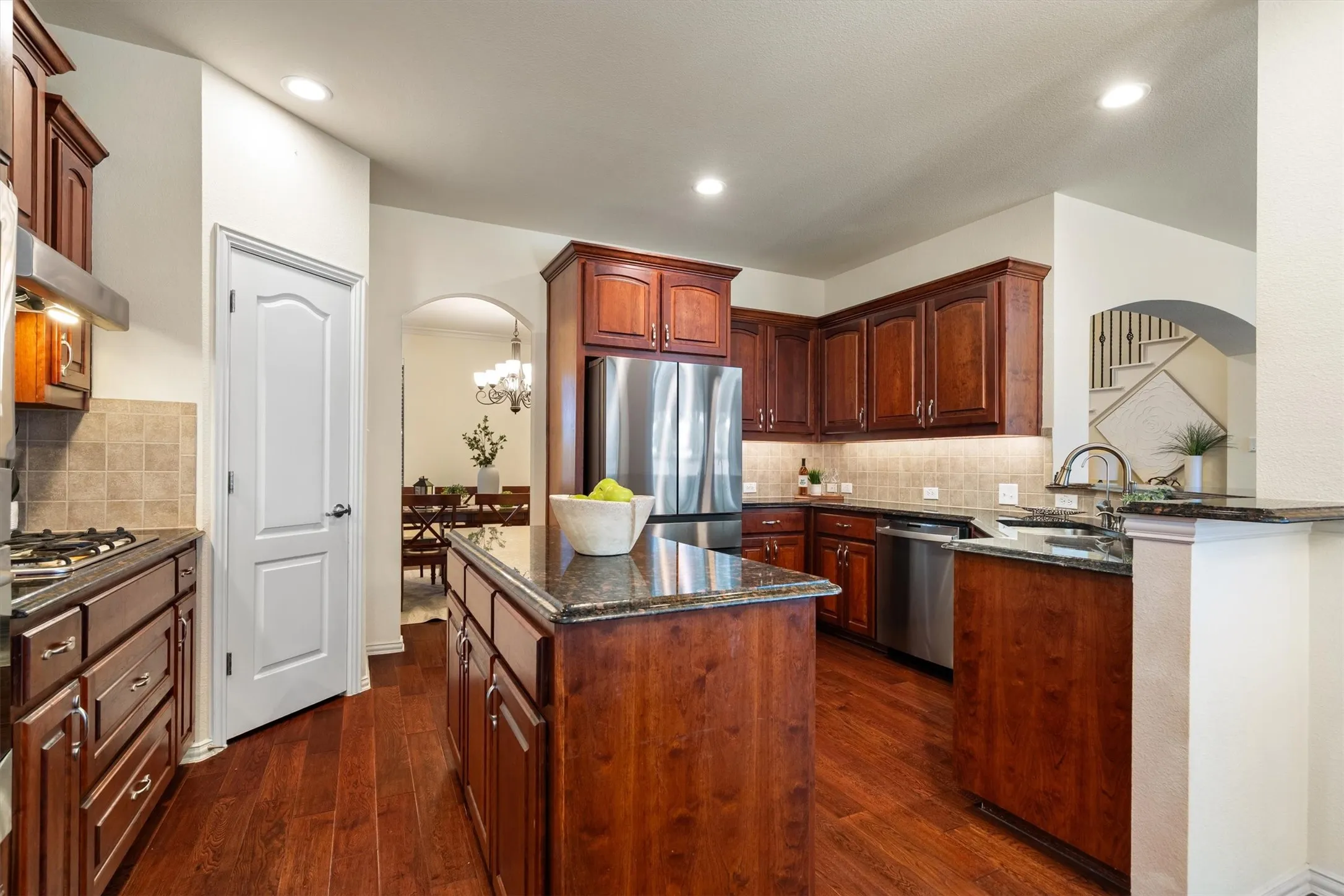 Single Family Residence For Sale in Tarrant County , 4720 Mcbreyer Place, Fort Worth, Texas 76244, 4 Bedroom, 3 Bathroom, 2 Garage spaces, 3,114 Sqft, built in 2007, mls#21362816, Real Estate Agent in Fort Worth, Homes For Sale in Tarrant county, Homes For Sale in Fort Worth, Realtor in Fort Worth Texas, Real Estate Brokerage Independent Realty Texas, Luminita Cordes Realtor