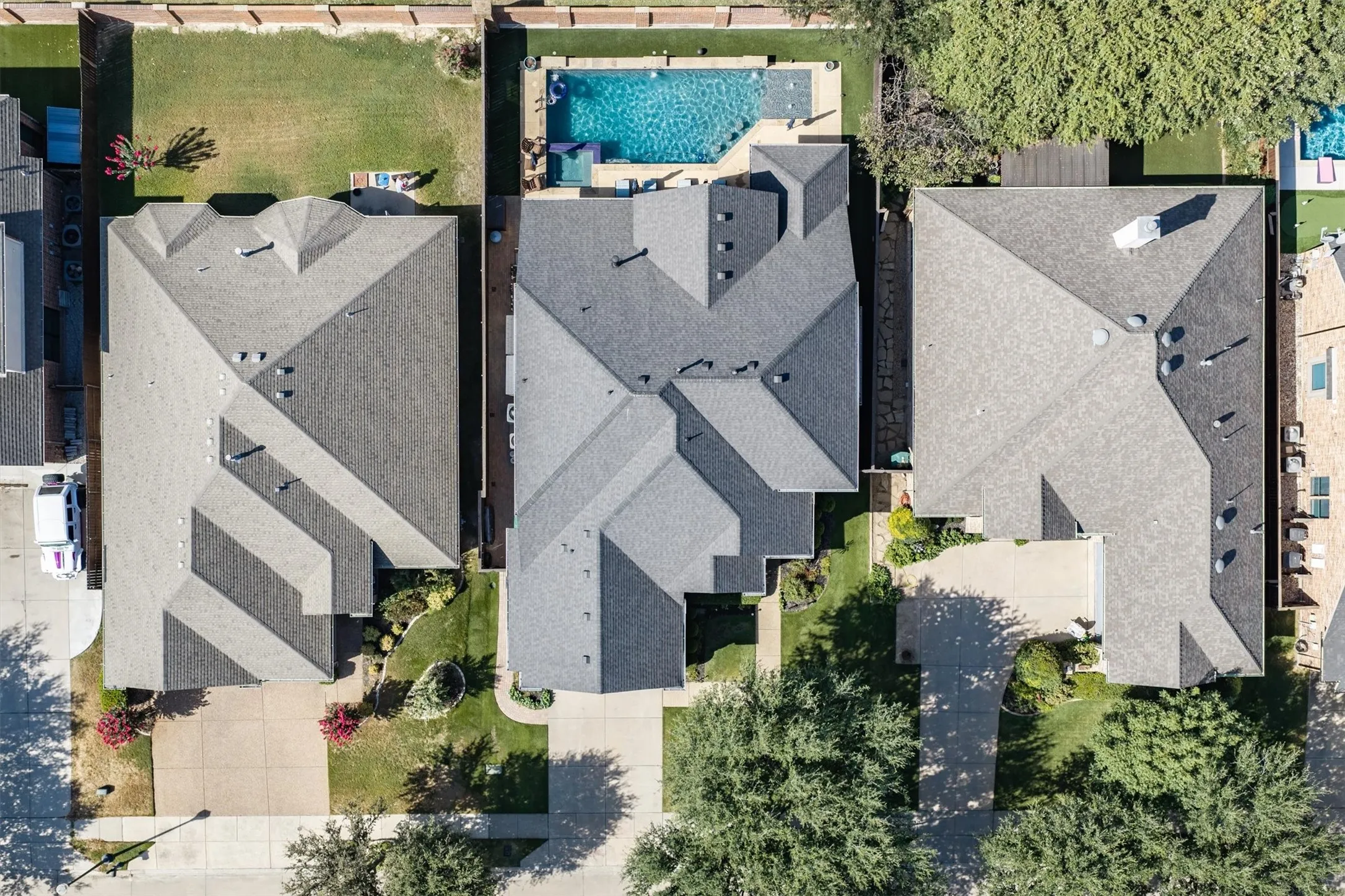 Single Family Residence For Sale in Tarrant County , 4720 Mcbreyer Place, Fort Worth, Texas 76244, 4 Bedroom, 3 Bathroom, 2 Garage spaces, 3,114 Sqft, built in 2007, mls#21362816, Real Estate Agent in Fort Worth, Homes For Sale in Tarrant county, Homes For Sale in Fort Worth, Realtor in Fort Worth Texas, Real Estate Brokerage Independent Realty Texas, Luminita Cordes Realtor