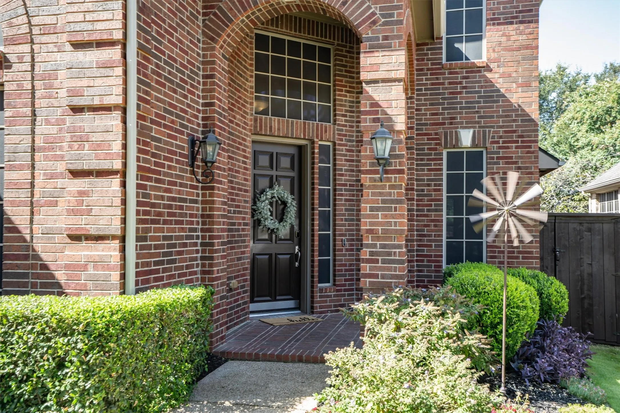 Single Family Residence For Sale in Tarrant County , 4720 Mcbreyer Place, Fort Worth, Texas 76244, 4 Bedroom, 3 Bathroom, 2 Garage spaces, 3,114 Sqft, built in 2007, mls#21362816, Real Estate Agent in Fort Worth, Homes For Sale in Tarrant county, Homes For Sale in Fort Worth, Realtor in Fort Worth Texas, Real Estate Brokerage Independent Realty Texas, Luminita Cordes Realtor