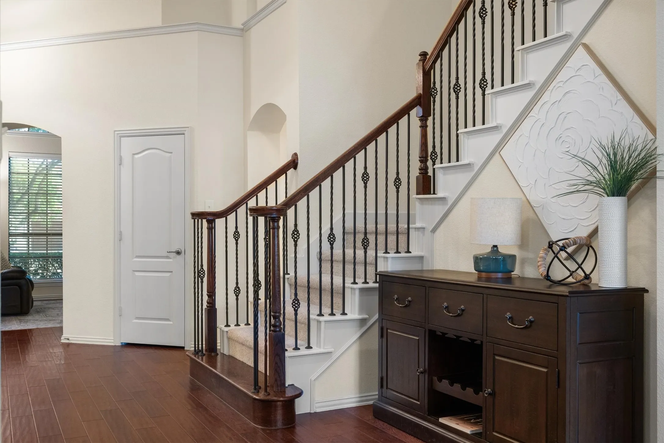 Single Family Residence For Sale in Tarrant County , 4720 Mcbreyer Place, Fort Worth, Texas 76244, 4 Bedroom, 3 Bathroom, 2 Garage spaces, 3,114 Sqft, built in 2007, mls#21362816, Real Estate Agent in Fort Worth, Homes For Sale in Tarrant county, Homes For Sale in Fort Worth, Realtor in Fort Worth Texas, Real Estate Brokerage Independent Realty Texas, Luminita Cordes Realtor