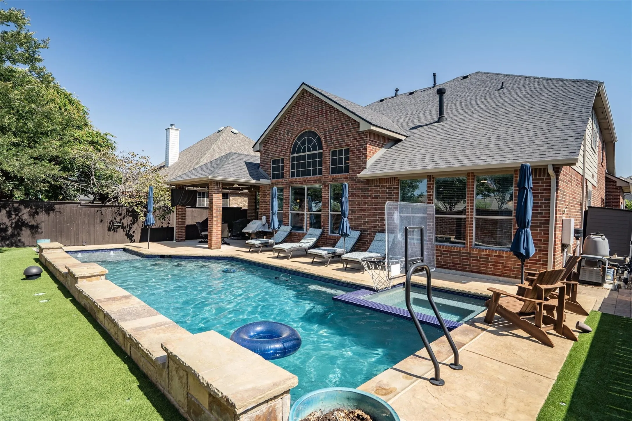 Single Family Residence For Sale in Tarrant County , 4720 Mcbreyer Place, Fort Worth, Texas 76244, 4 Bedroom, 3 Bathroom, 2 Garage spaces, 3,114 Sqft, built in 2007, mls#21362816, Real Estate Agent in Fort Worth, Homes For Sale in Tarrant county, Homes For Sale in Fort Worth, Realtor in Fort Worth Texas, Real Estate Brokerage Independent Realty Texas, Luminita Cordes Realtor