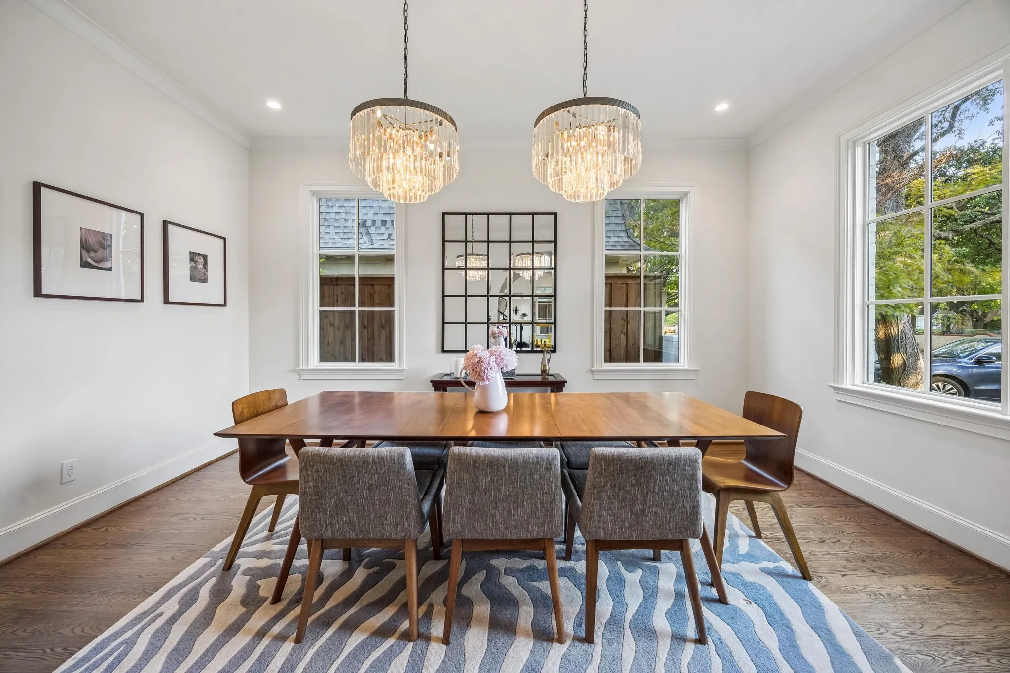 Single Family Residence For Sale in Dallas County , 4448 Mockingbird Parkway, University Park, Texas 75205, 5 Bedroom, 5 Bathroom, 2 Garage spaces, 5,398 Sqft, built in 2013, mls#21366639, Real Estate Agent in University Park, Homes For Sale in Dallas county, Homes For Sale in University Park, Realtor in University Park Texas, Real Estate Brokerage Independent Realty Texas, Luminita Cordes Realtor