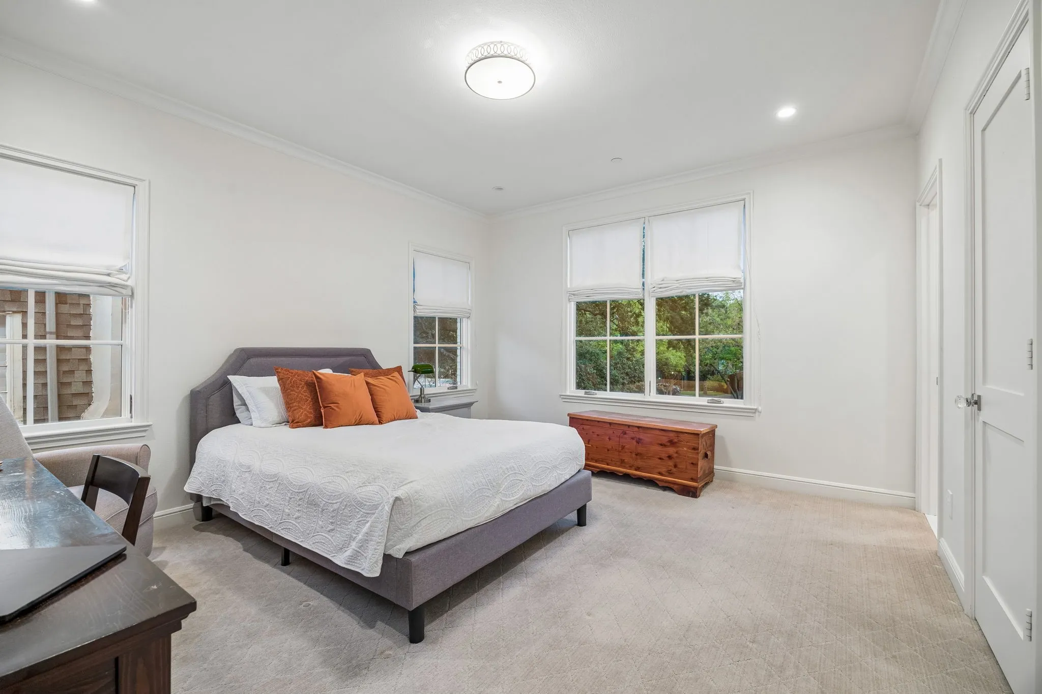 Single Family Residence For Sale in Dallas County , 4448 Mockingbird Parkway, University Park, Texas 75205, 5 Bedroom, 5 Bathroom, 2 Garage spaces, 5,398 Sqft, built in 2013, mls#21366639, Real Estate Agent in University Park, Homes For Sale in Dallas county, Homes For Sale in University Park, Realtor in University Park Texas, Real Estate Brokerage Independent Realty Texas, Luminita Cordes Realtor