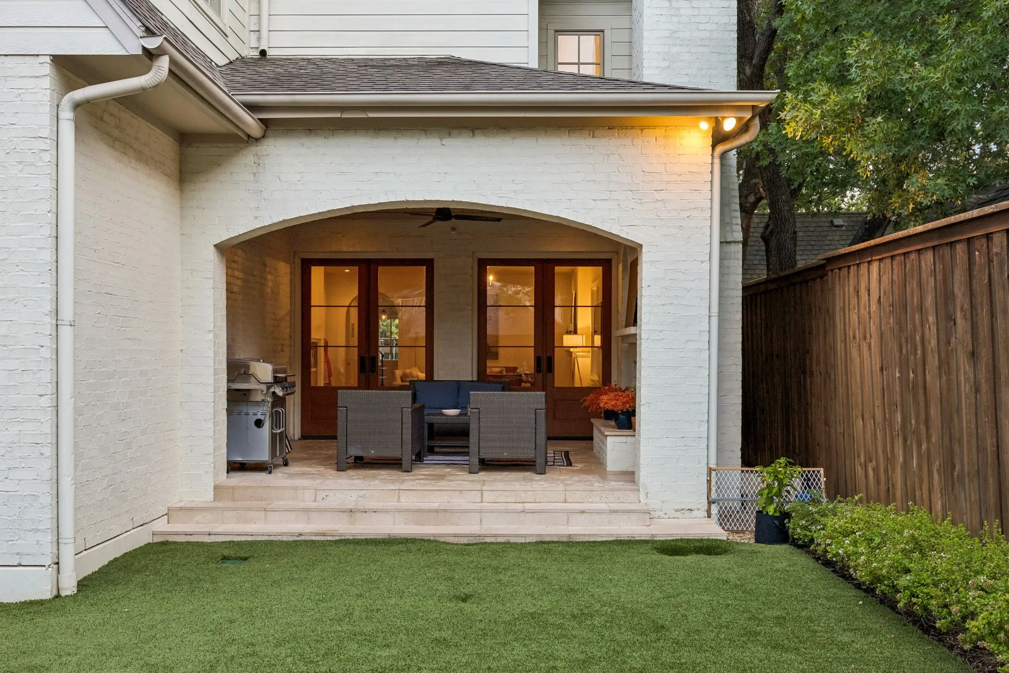 Single Family Residence For Sale in Dallas County , 4448 Mockingbird Parkway, University Park, Texas 75205, 5 Bedroom, 5 Bathroom, 2 Garage spaces, 5,398 Sqft, built in 2013, mls#21366639, Real Estate Agent in University Park, Homes For Sale in Dallas county, Homes For Sale in University Park, Realtor in University Park Texas, Real Estate Brokerage Independent Realty Texas, Luminita Cordes Realtor