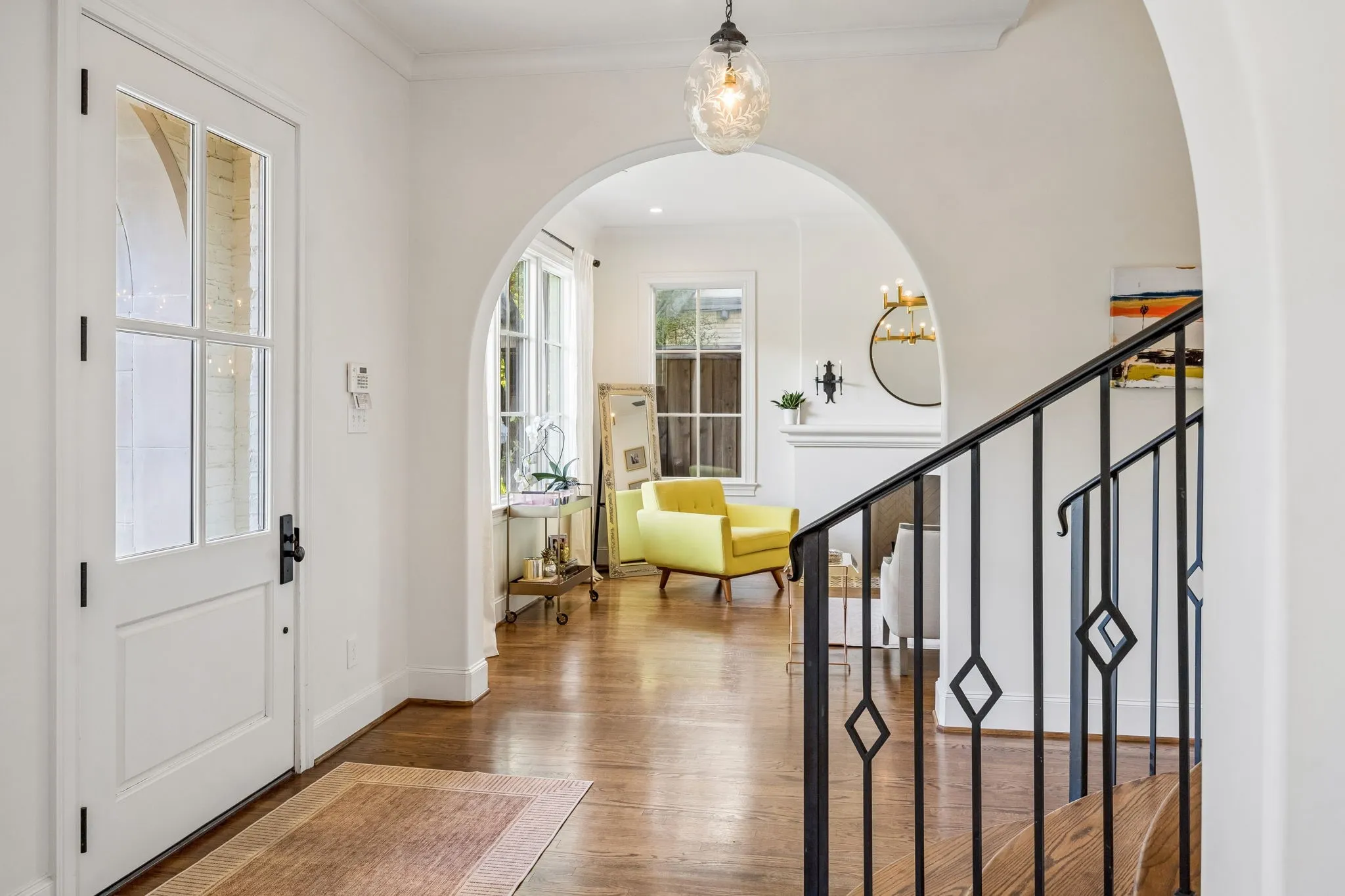 Single Family Residence For Sale in Dallas County , 4448 Mockingbird Parkway, University Park, Texas 75205, 5 Bedroom, 5 Bathroom, 2 Garage spaces, 5,398 Sqft, built in 2013, mls#21366639, Real Estate Agent in University Park, Homes For Sale in Dallas county, Homes For Sale in University Park, Realtor in University Park Texas, Real Estate Brokerage Independent Realty Texas, Luminita Cordes Realtor