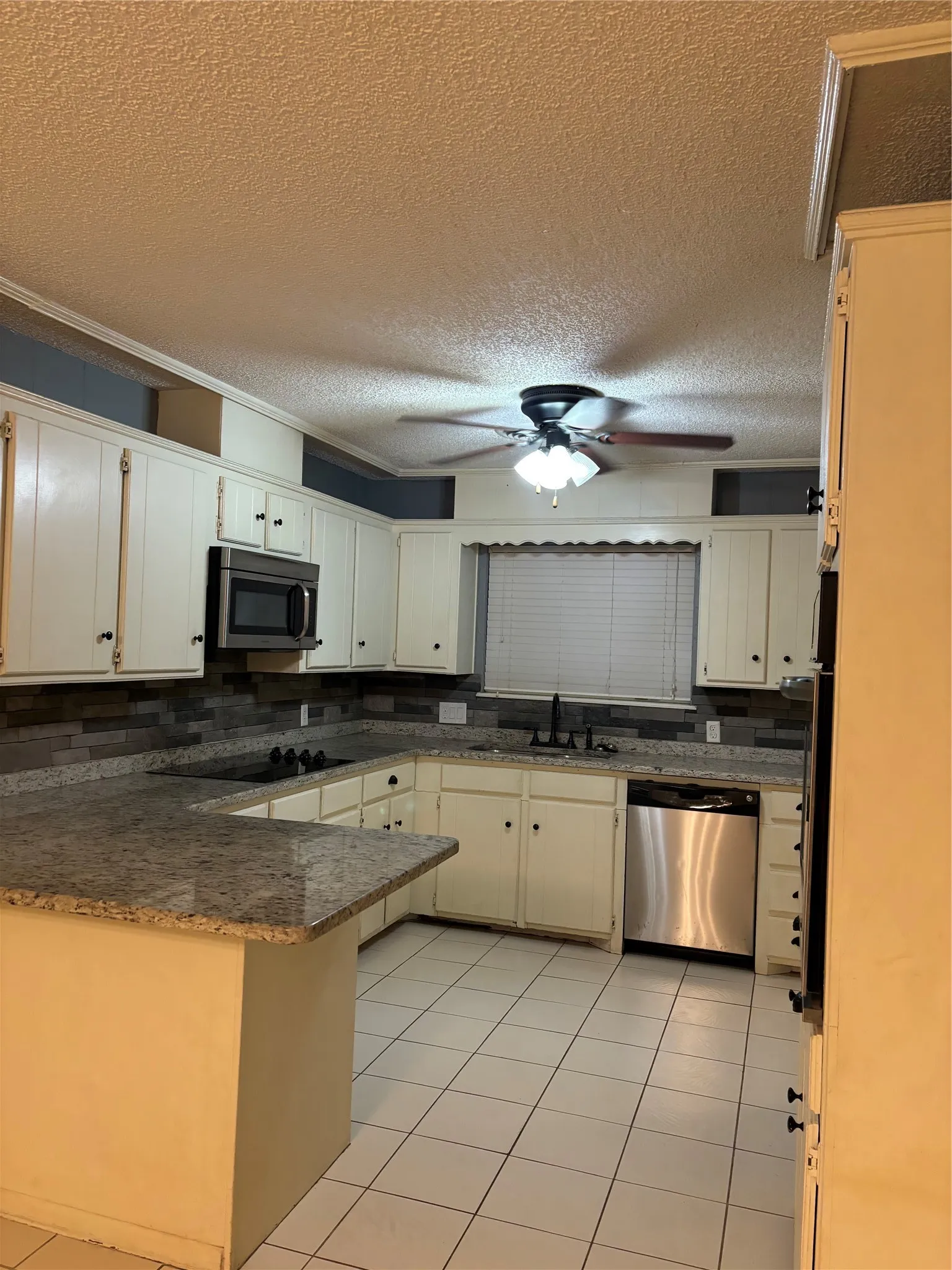 Single Family Residence For Sale in Taylor County , 3149 Primrose Drive, Abilene, Texas 79606, 4 Bedroom, 2 Bathroom, Garage spaces, 1,934 Sqft, built in 1976, mls#21366643, Real Estate Agent in Abilene, Homes For Sale in Taylor county, Homes For Sale in Abilene, Realtor in Abilene Texas, Real Estate Brokerage Independent Realty Texas, Luminita Cordes Realtor
