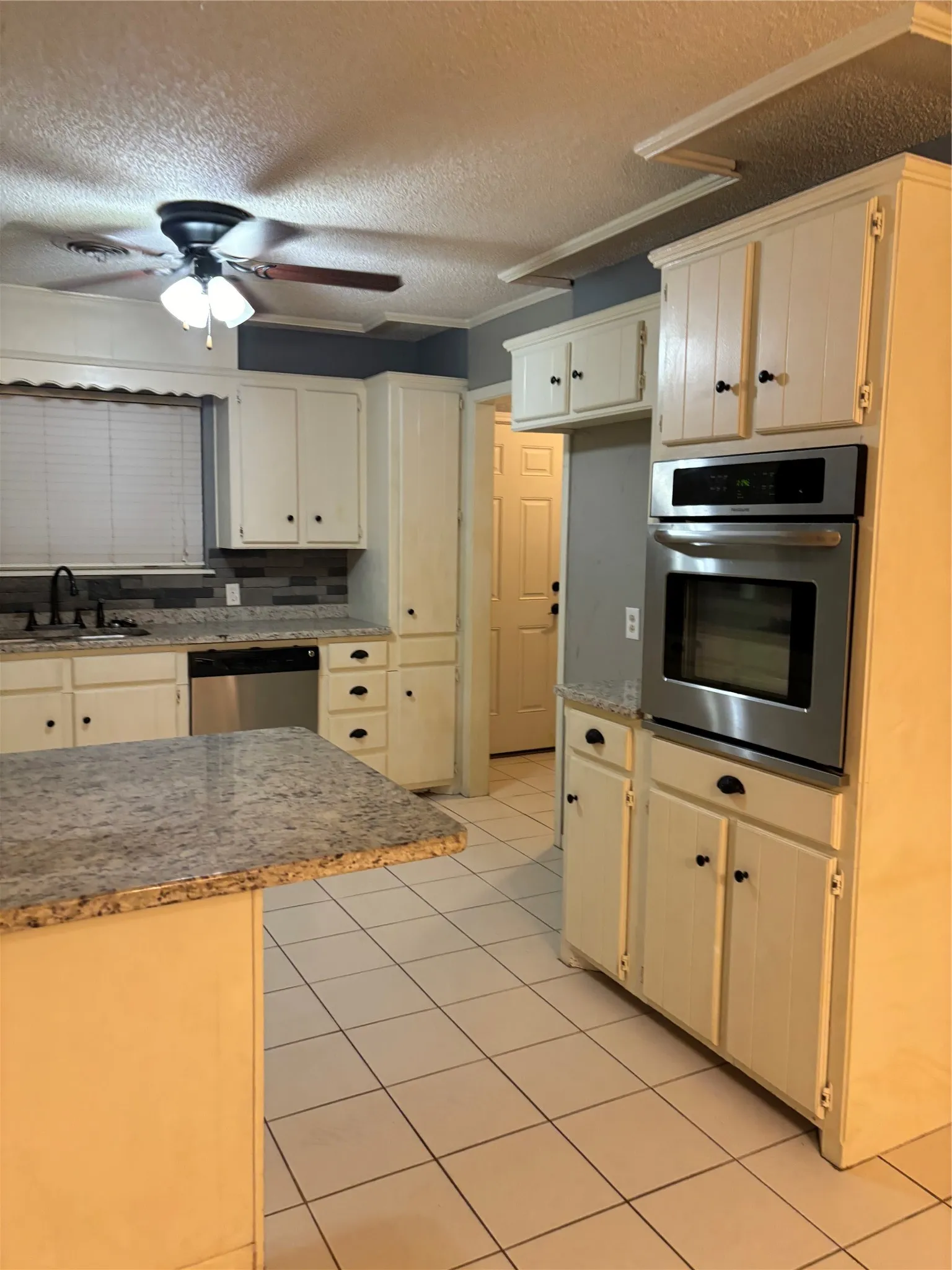 Single Family Residence For Sale in Taylor County , 3149 Primrose Drive, Abilene, Texas 79606, 4 Bedroom, 2 Bathroom, Garage spaces, 1,934 Sqft, built in 1976, mls#21366643, Real Estate Agent in Abilene, Homes For Sale in Taylor county, Homes For Sale in Abilene, Realtor in Abilene Texas, Real Estate Brokerage Independent Realty Texas, Luminita Cordes Realtor