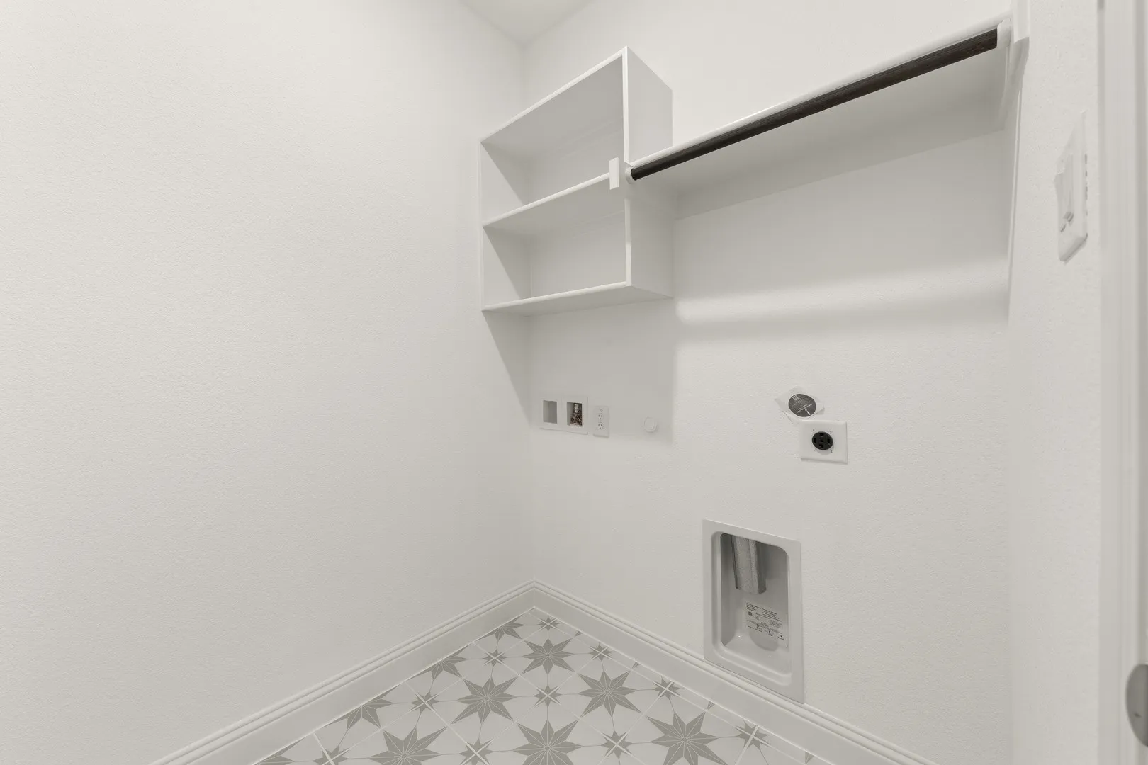 4616-flaubert-celina-tx-inventory-home-laundry-room
