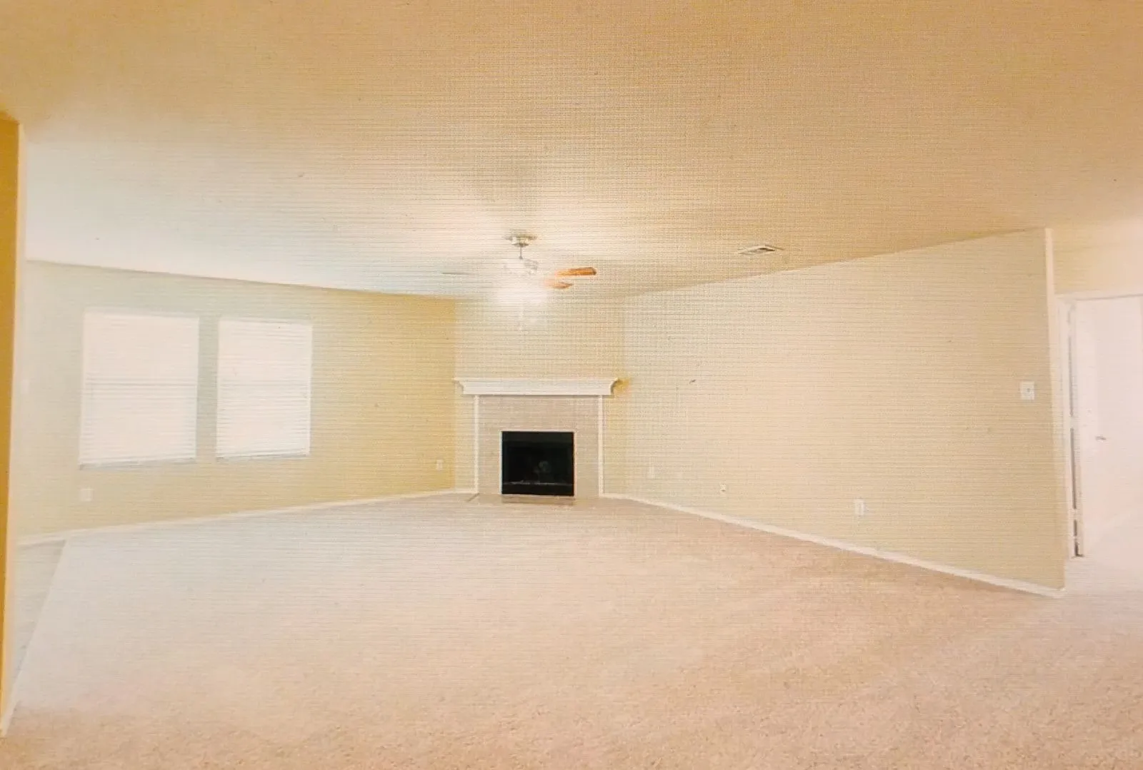 Single Family Residence For Sale in Collin County , 9920 Thomas Jefferson Drive, Mc Kinney, Texas 75072, 4 Bedroom, 2 Bathroom, 2 Garage spaces, 1,950 Sqft, built in 2005, mls#21352358, Real Estate Agent in Mc Kinney, Homes For Sale in Collin county, Homes For Sale in Mc Kinney, Realtor in Mc Kinney Texas, Real Estate Brokerage Independent Realty Texas, Luminita Cordes Realtor