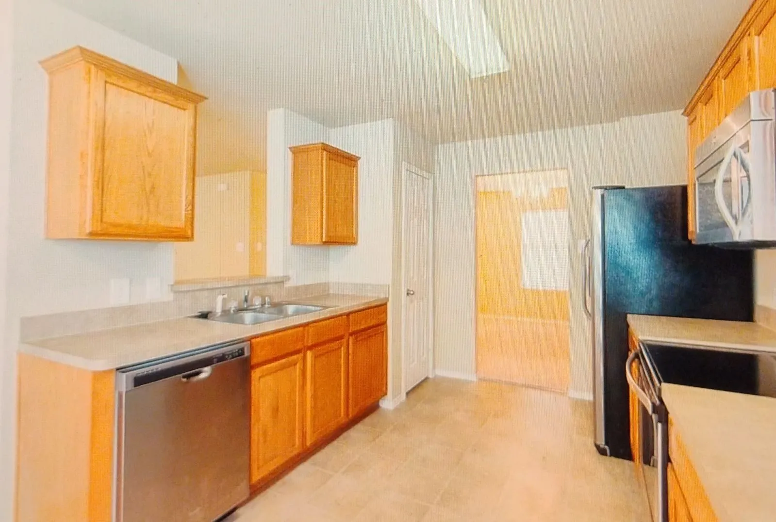 Single Family Residence For Sale in Collin County , 9920 Thomas Jefferson Drive, Mc Kinney, Texas 75072, 4 Bedroom, 2 Bathroom, 2 Garage spaces, 1,950 Sqft, built in 2005, mls#21352358, Real Estate Agent in Mc Kinney, Homes For Sale in Collin county, Homes For Sale in Mc Kinney, Realtor in Mc Kinney Texas, Real Estate Brokerage Independent Realty Texas, Luminita Cordes Realtor