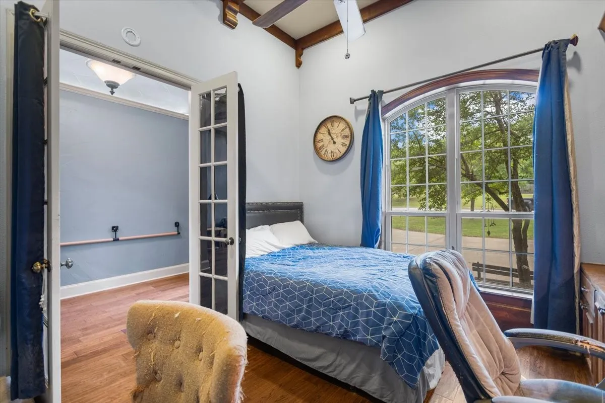Single Family Residence For Sale in Smith County , 249 Heritage Court, Lindale, Texas 75771, 4 Bedroom, 3 Bathroom, 2 Garage spaces, 2,591 Sqft, built in 2007, mls#21366645, Real Estate Agent in Lindale, Homes For Sale in Smith county, Homes For Sale in Lindale, Realtor in Lindale Texas, Real Estate Brokerage Independent Realty Texas, Luminita Cordes Realtor