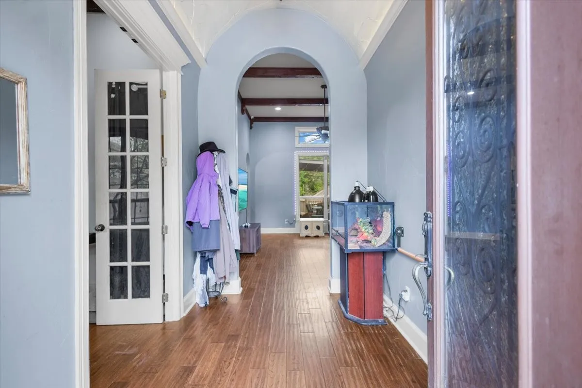 Single Family Residence For Sale in Smith County , 249 Heritage Court, Lindale, Texas 75771, 4 Bedroom, 3 Bathroom, 2 Garage spaces, 2,591 Sqft, built in 2007, mls#21366645, Real Estate Agent in Lindale, Homes For Sale in Smith county, Homes For Sale in Lindale, Realtor in Lindale Texas, Real Estate Brokerage Independent Realty Texas, Luminita Cordes Realtor