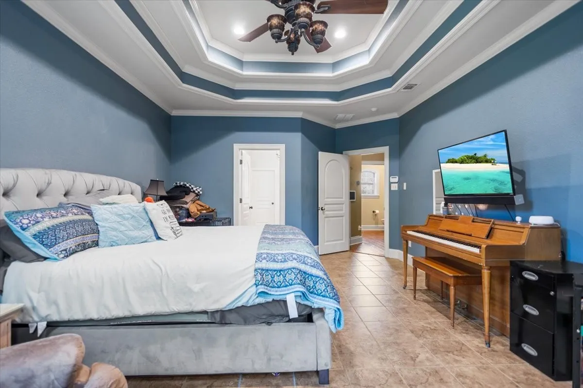 Single Family Residence For Sale in Smith County , 249 Heritage Court, Lindale, Texas 75771, 4 Bedroom, 3 Bathroom, 2 Garage spaces, 2,591 Sqft, built in 2007, mls#21366645, Real Estate Agent in Lindale, Homes For Sale in Smith county, Homes For Sale in Lindale, Realtor in Lindale Texas, Real Estate Brokerage Independent Realty Texas, Luminita Cordes Realtor