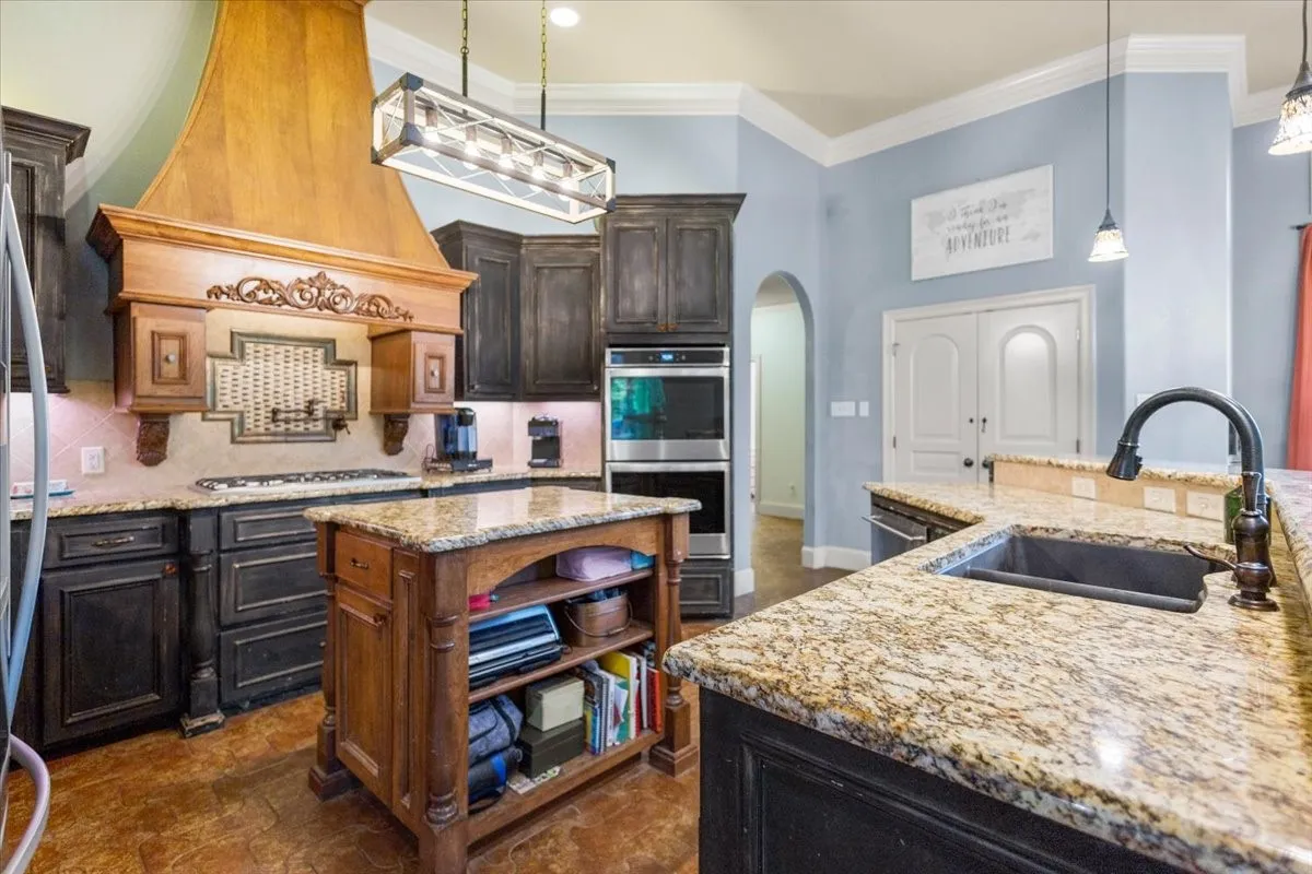 Single Family Residence For Sale in Smith County , 249 Heritage Court, Lindale, Texas 75771, 4 Bedroom, 3 Bathroom, 2 Garage spaces, 2,591 Sqft, built in 2007, mls#21366645, Real Estate Agent in Lindale, Homes For Sale in Smith county, Homes For Sale in Lindale, Realtor in Lindale Texas, Real Estate Brokerage Independent Realty Texas, Luminita Cordes Realtor