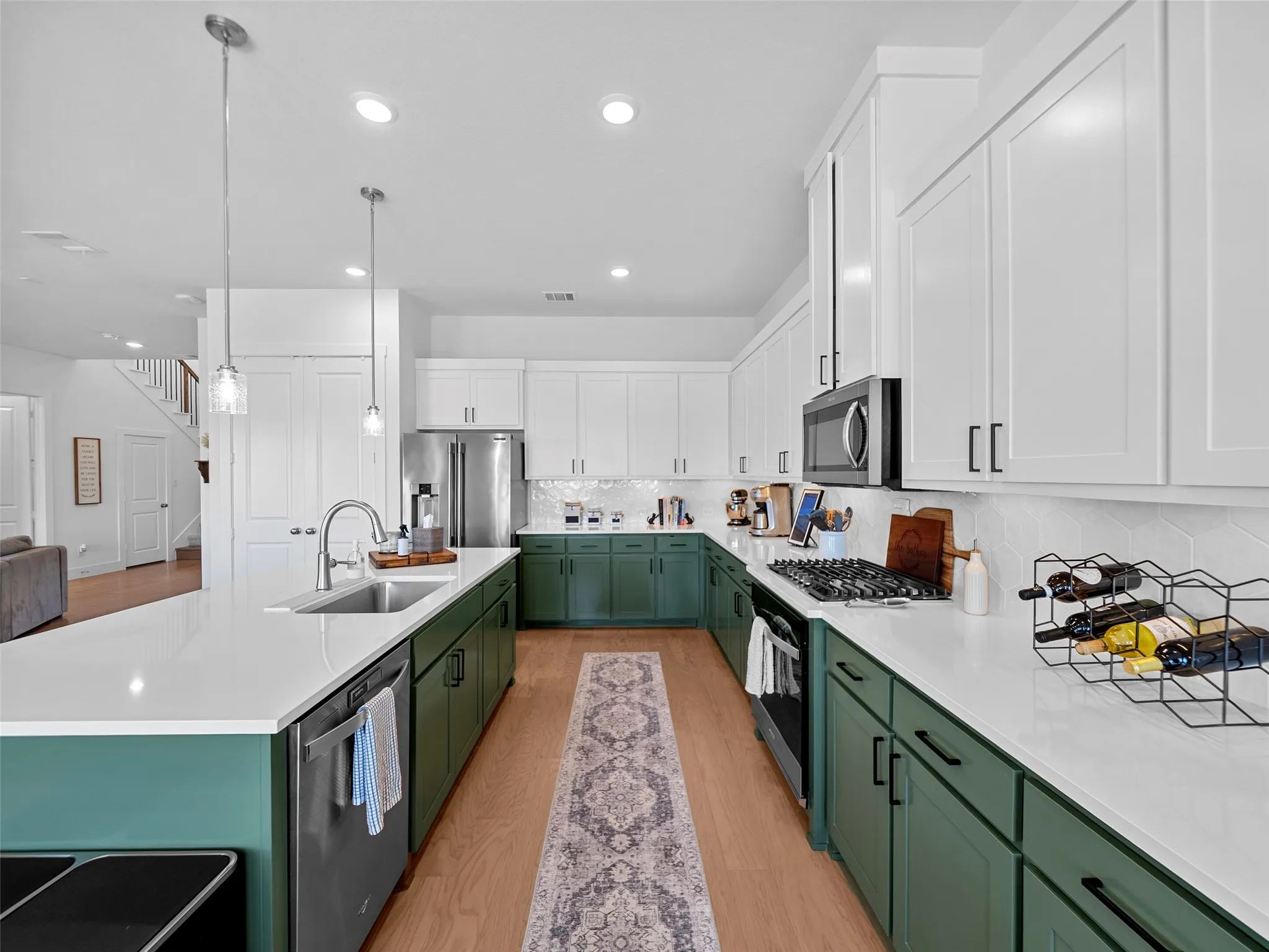 Single Family Residence For Sale in Collin County , 209 Chestnut Street, Celina, Texas 75009, 3 Bedroom, 3 Bathroom, 2 Garage spaces, 2,495 Sqft, built in 2024, mls#21348872, Real Estate Agent in Celina, Homes For Sale in Collin county, Homes For Sale in Celina, Realtor in Celina Texas, Real Estate Brokerage Independent Realty Texas, Luminita Cordes Realtor
