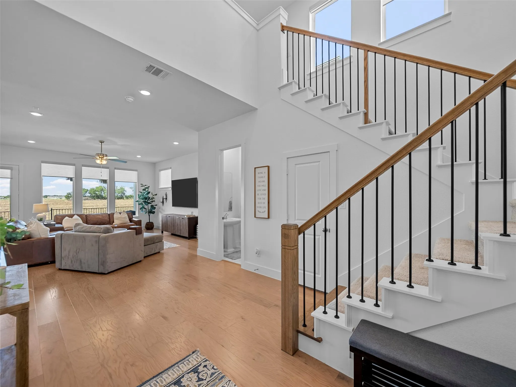 Single Family Residence For Sale in Collin County , 209 Chestnut Street, Celina, Texas 75009, 3 Bedroom, 3 Bathroom, 2 Garage spaces, 2,495 Sqft, built in 2024, mls#21348872, Real Estate Agent in Celina, Homes For Sale in Collin county, Homes For Sale in Celina, Realtor in Celina Texas, Real Estate Brokerage Independent Realty Texas, Luminita Cordes Realtor