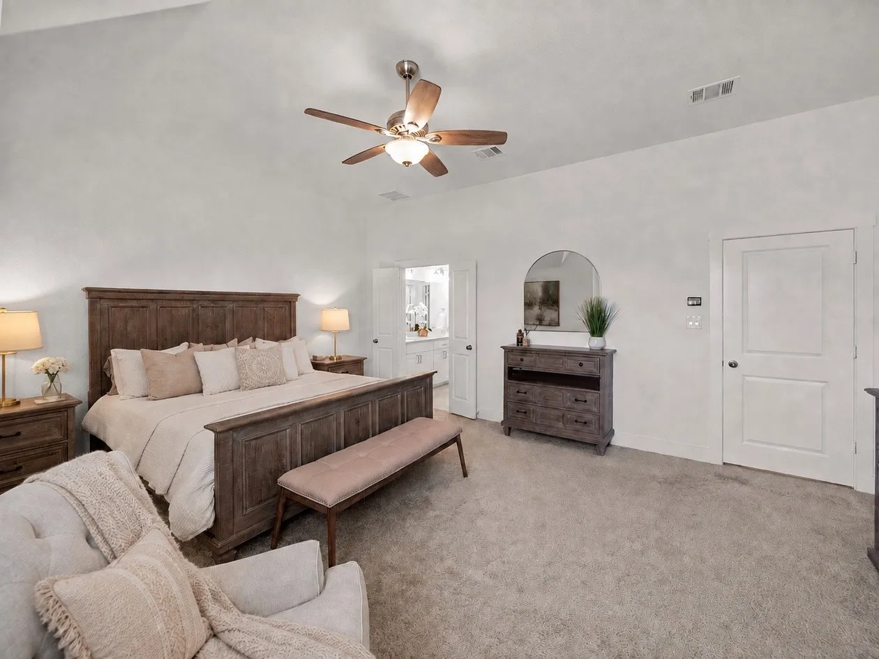 Single Family Residence For Sale in Collin County , 209 Chestnut Street, Celina, Texas 75009, 3 Bedroom, 3 Bathroom, 2 Garage spaces, 2,495 Sqft, built in 2024, mls#21348872, Real Estate Agent in Celina, Homes For Sale in Collin county, Homes For Sale in Celina, Realtor in Celina Texas, Real Estate Brokerage Independent Realty Texas, Luminita Cordes Realtor