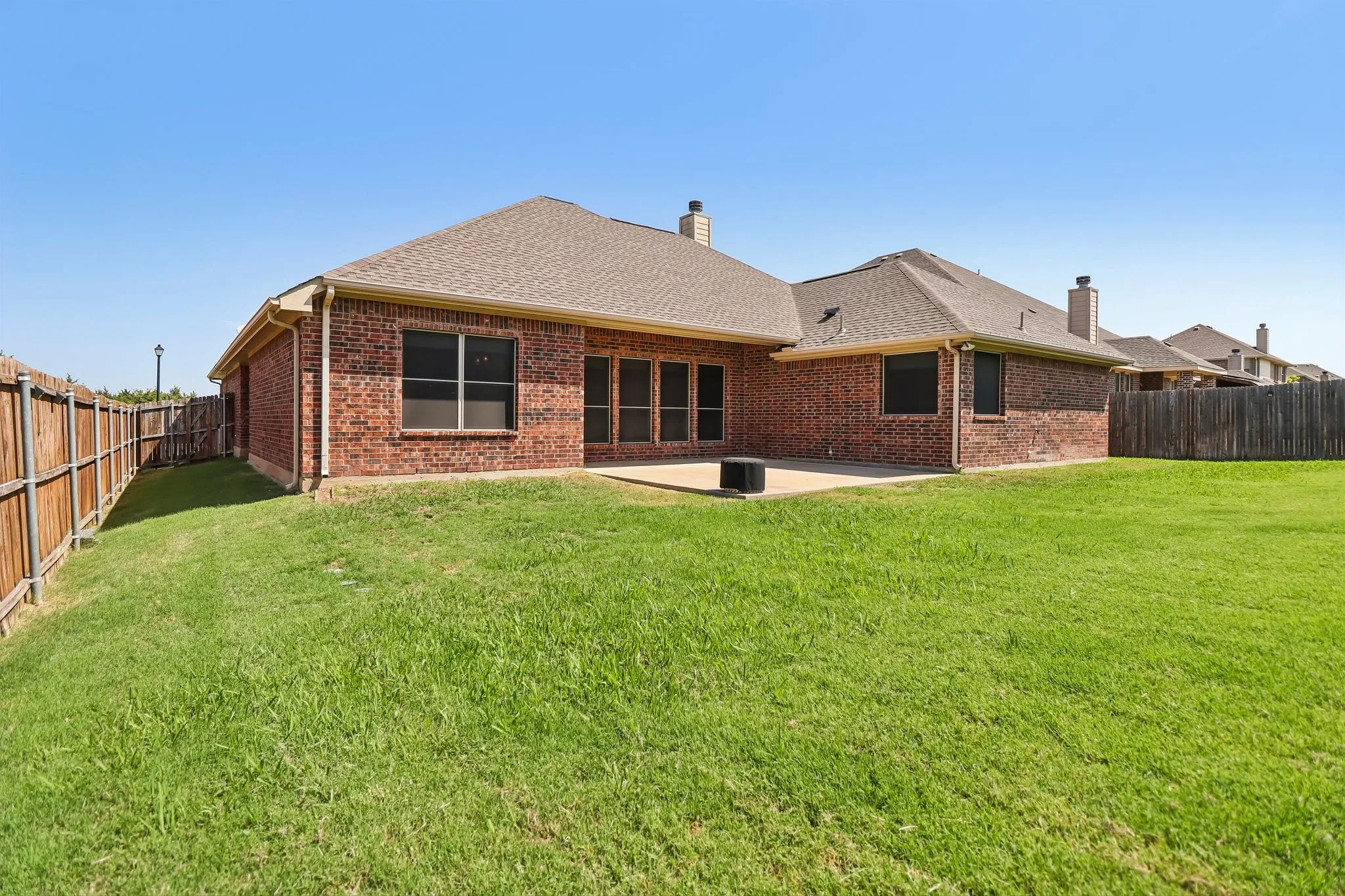 Single Family Residence For Sale in Collin County , 2003 Jayden Lane, Wylie, Texas 75098, 4 Bedroom, 2 Bathroom, 2 Garage spaces, 2,231 Sqft, built in 2015, mls#21366490, Real Estate Agent in Wylie, Homes For Sale in Collin county, Homes For Sale in Wylie, Realtor in Wylie Texas, Real Estate Brokerage Independent Realty Texas, Luminita Cordes Realtor
