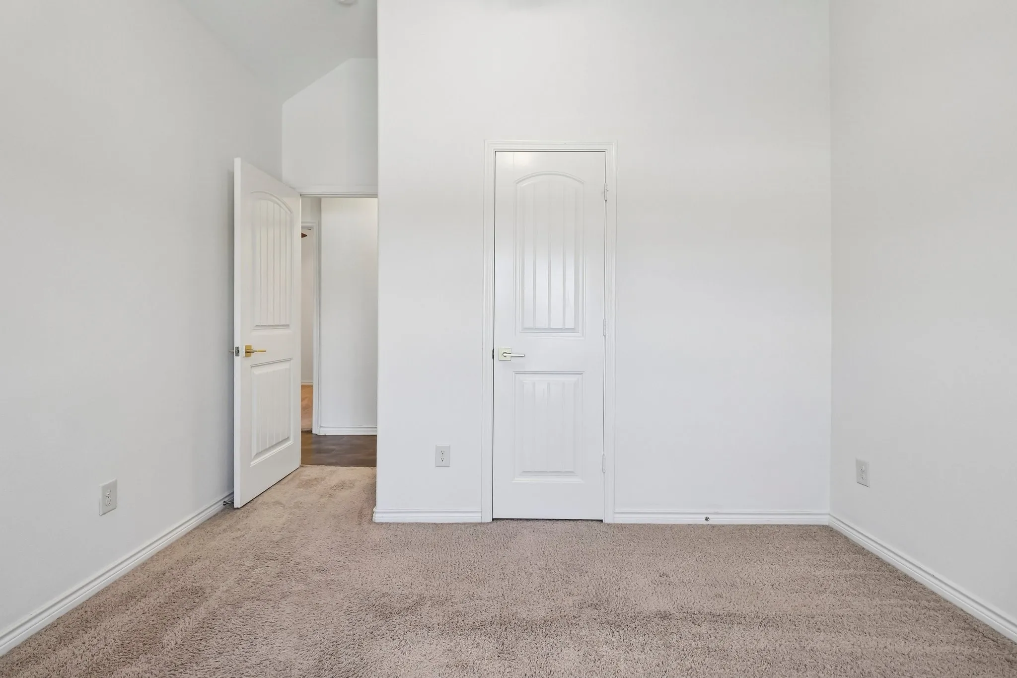 Single Family Residence For Sale in Collin County , 2003 Jayden Lane, Wylie, Texas 75098, 4 Bedroom, 2 Bathroom, 2 Garage spaces, 2,231 Sqft, built in 2015, mls#21366490, Real Estate Agent in Wylie, Homes For Sale in Collin county, Homes For Sale in Wylie, Realtor in Wylie Texas, Real Estate Brokerage Independent Realty Texas, Luminita Cordes Realtor
