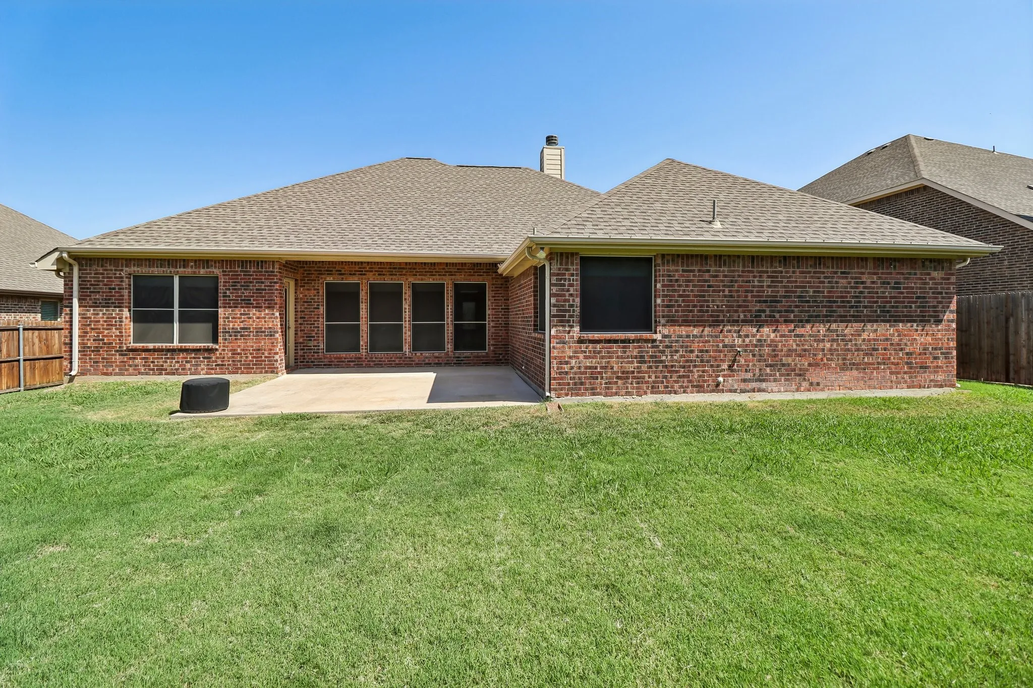 Single Family Residence For Sale in Collin County , 2003 Jayden Lane, Wylie, Texas 75098, 4 Bedroom, 2 Bathroom, 2 Garage spaces, 2,231 Sqft, built in 2015, mls#21366490, Real Estate Agent in Wylie, Homes For Sale in Collin county, Homes For Sale in Wylie, Realtor in Wylie Texas, Real Estate Brokerage Independent Realty Texas, Luminita Cordes Realtor