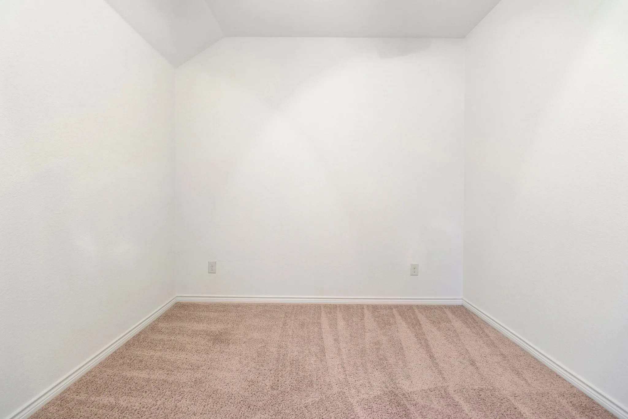 Single Family Residence For Sale in Collin County , 2003 Jayden Lane, Wylie, Texas 75098, 4 Bedroom, 2 Bathroom, 2 Garage spaces, 2,231 Sqft, built in 2015, mls#21366490, Real Estate Agent in Wylie, Homes For Sale in Collin county, Homes For Sale in Wylie, Realtor in Wylie Texas, Real Estate Brokerage Independent Realty Texas, Luminita Cordes Realtor