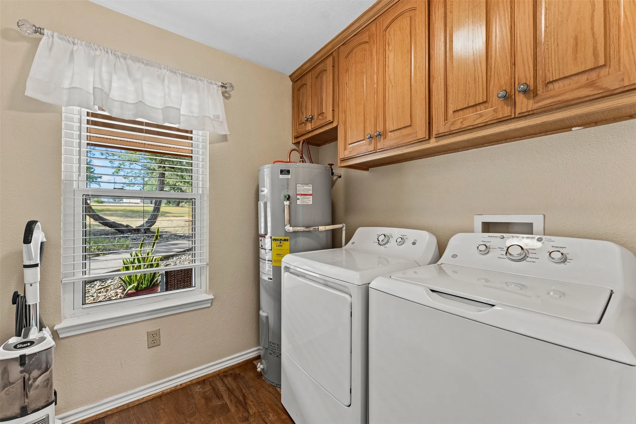 Single Family Residence For Sale in Bosque County , 106 County Road 1506, Morgan, Texas 76671, 3 Bedroom, 2 Bathroom, Garage spaces, 1,258 Sqft, built in 2005, mls#21362837, Real Estate Agent in Morgan, Homes For Sale in Bosque county, Homes For Sale in Morgan, Realtor in Morgan Texas, Real Estate Brokerage Independent Realty Texas, Luminita Cordes Realtor