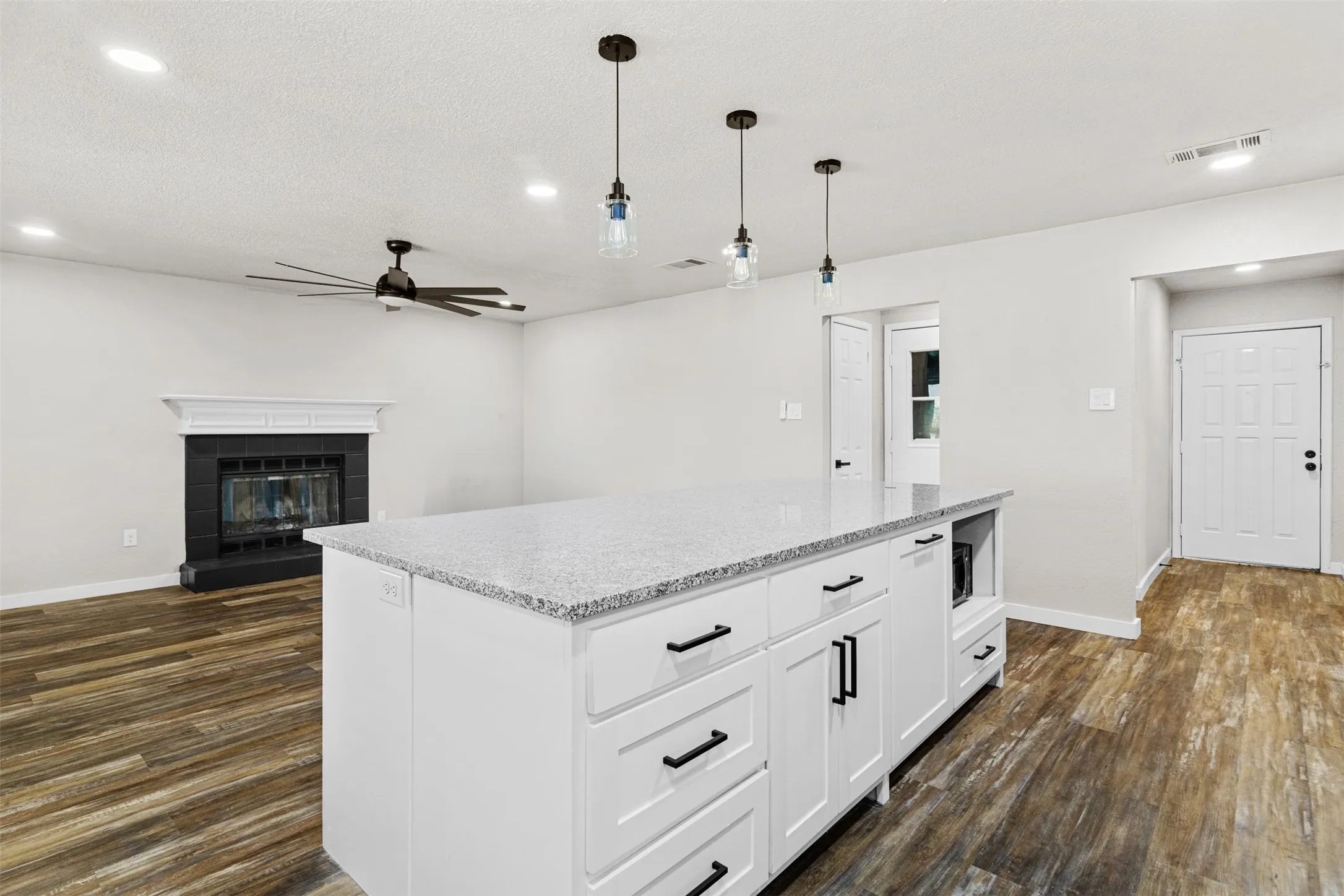 Modern touches throughout.
