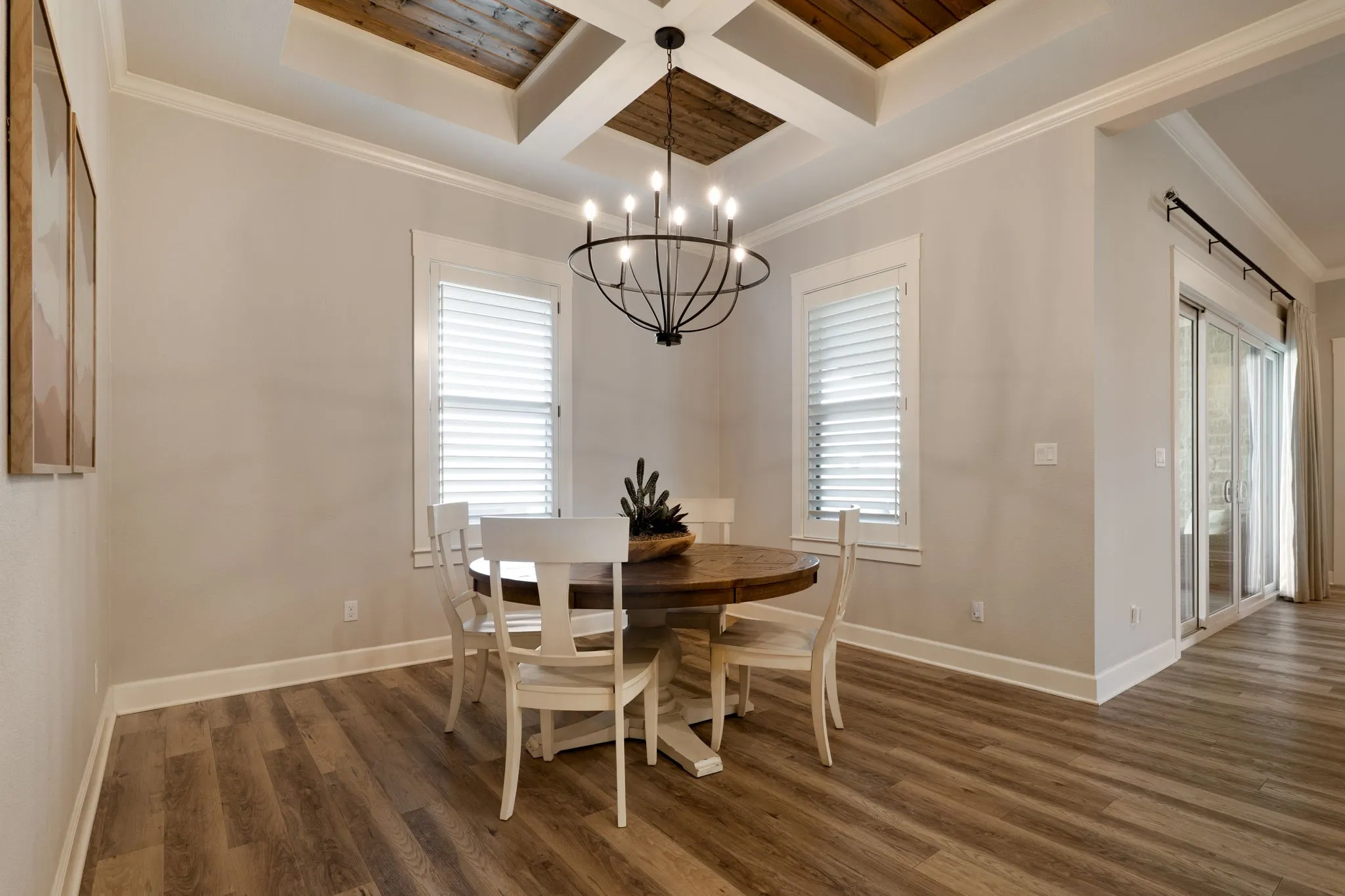 Single Family Residence For Sale in Mc Lennan County , 612 Sienna Bend Trail, Mc Gregor, Texas 76657, 5 Bedroom, 3 Bathroom, 3 Garage spaces, 2,841 Sqft, built in 2019, mls#21365275, Real Estate Agent in Mc Gregor, Homes For Sale in Mc Lennan county, Homes For Sale in Mc Gregor, Realtor in Mc Gregor Texas, Real Estate Brokerage Independent Realty Texas, Luminita Cordes Realtor