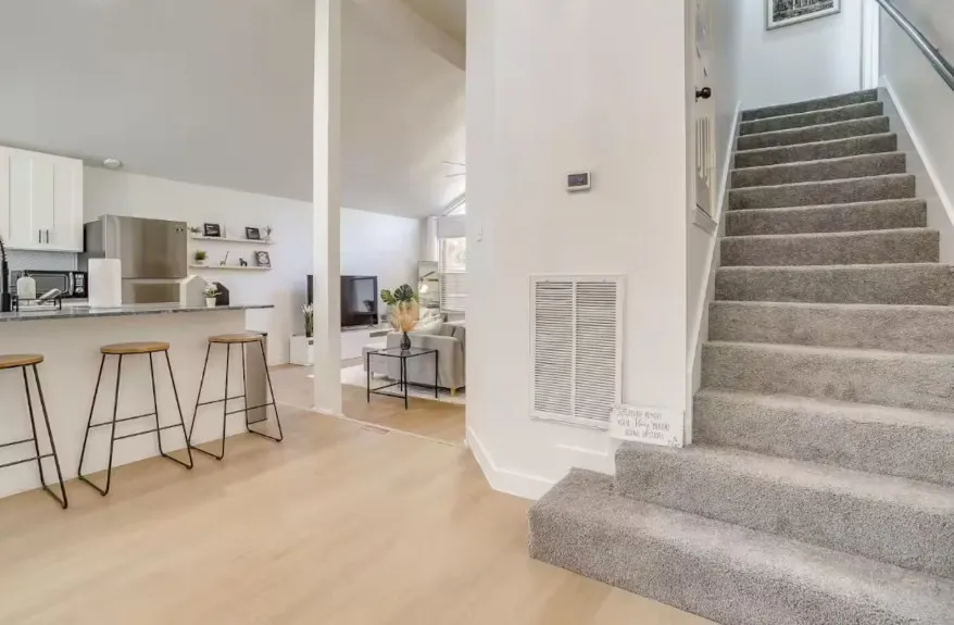 Single Family Residence For Rent in Collin County , 7851 Maiden Lane, Frisco, Texas 75035, 3 Bedroom, 2 Bathroom, 2 Garage spaces, 1,470 Sqft, built in 1991, Price $3,500, mls#21366655, Real Estate Agent in Frisco, Homes For Rent in Collin county, Homes For Rent in Frisco, Realtor in Frisco Texas, Real Estate Brokerage Independent Realty Texas, Luminita Cordes Realtor